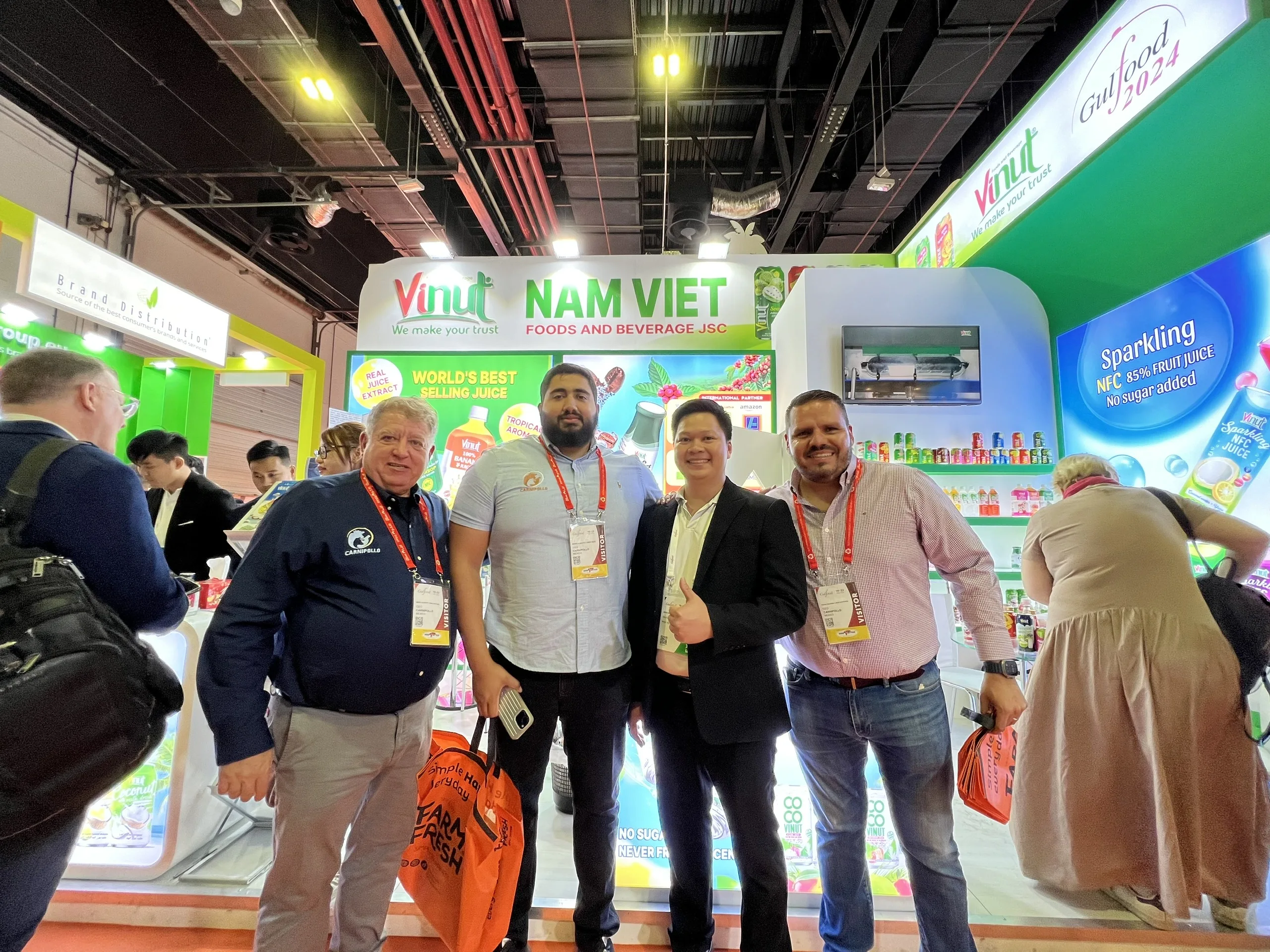 200ml Can Tin VINUT Organic Coconut Cream for Cooking with 17-19% Fat Vietnam Manufacturer and Farm Organic Coconut milk