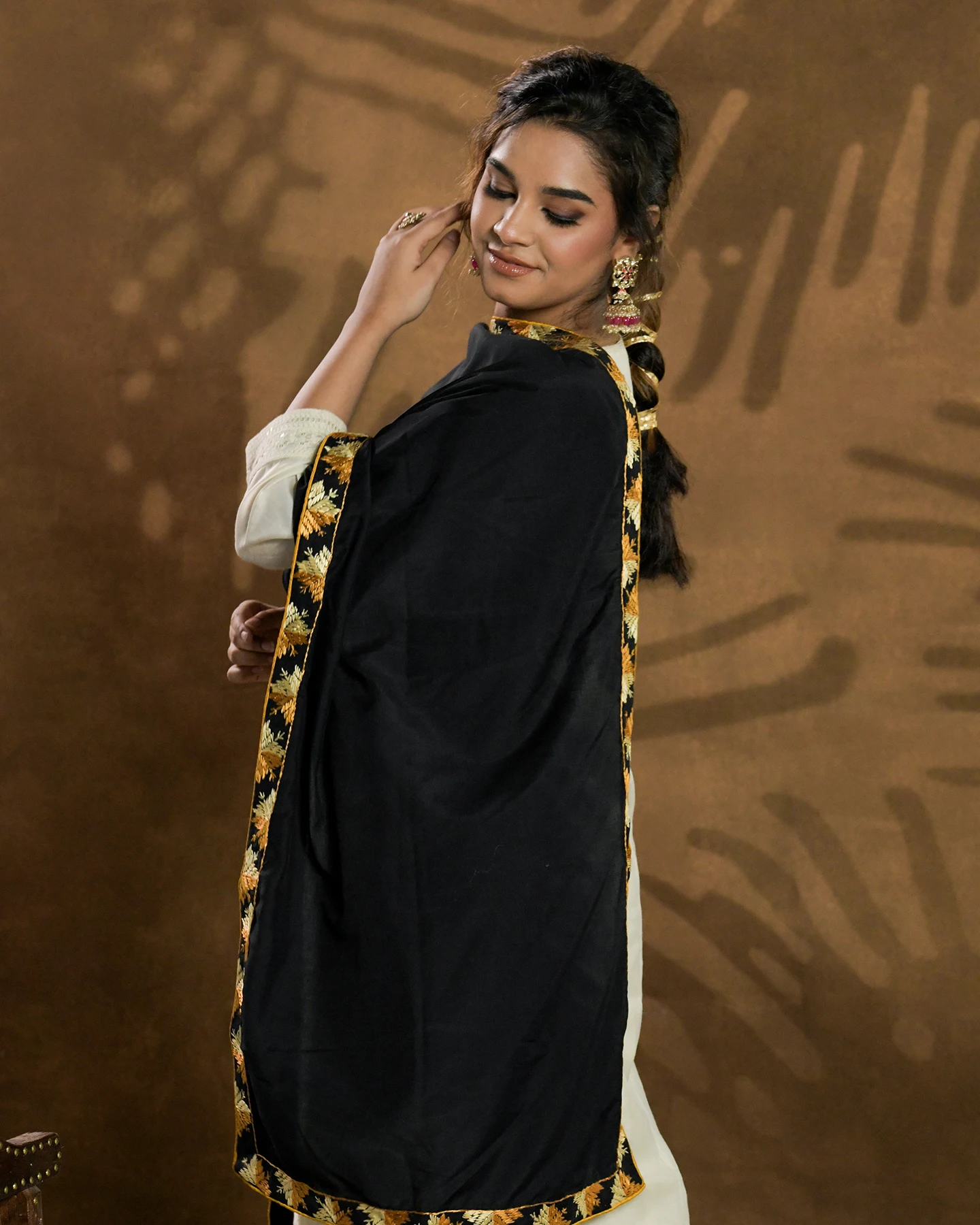 Top Quality Pure silk Handmade Hand Embroidered Phulkari black Women Wear dupatta