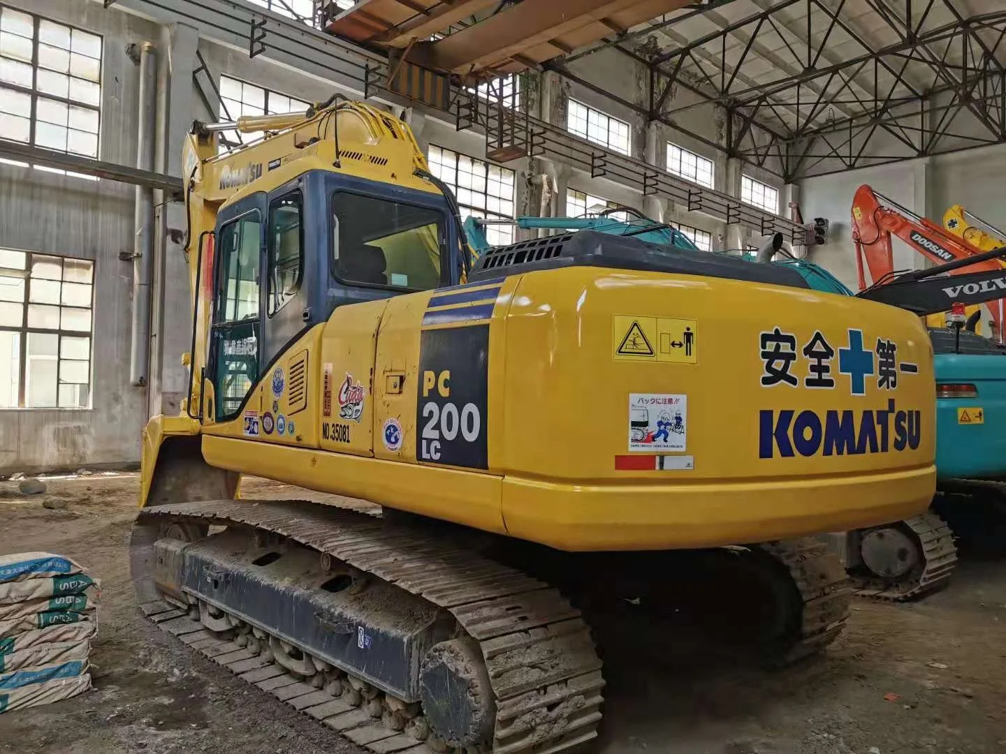 used komatsu pc200lc-7 excavator pc200lc crawler digging equipment pc200lc-6 & pc200lc-8 eksavator 20 t