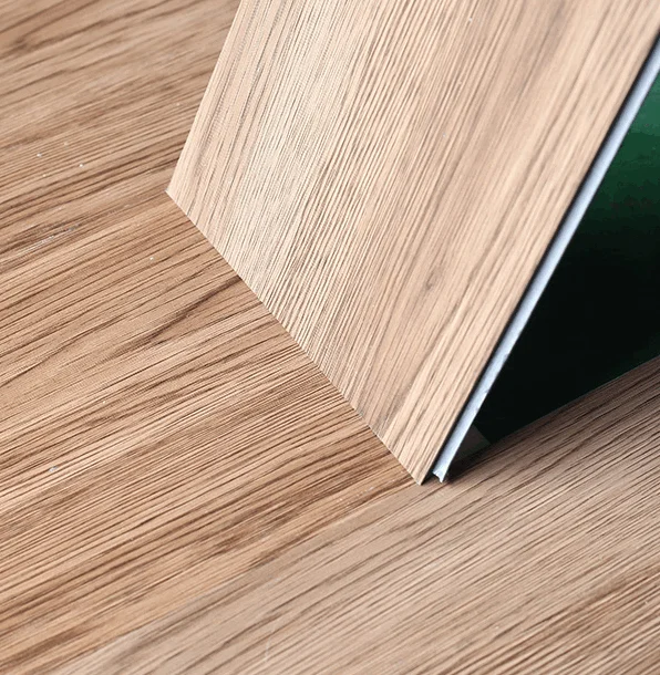 2022 New Design Economic Waterproof AC3 AC4 Black Core  Laminate Flooring 12mm For Wholesales