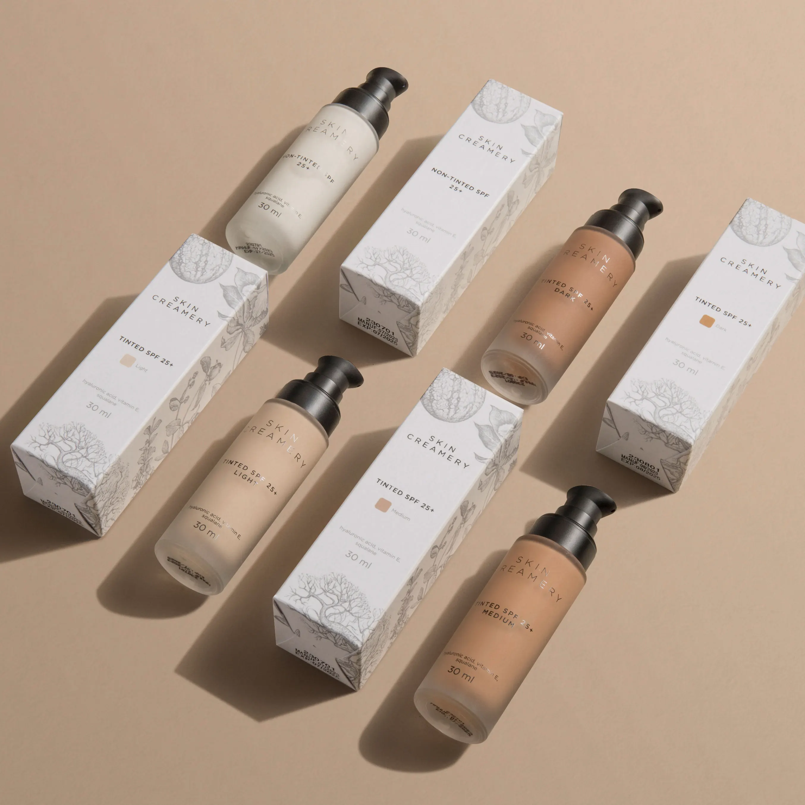 High Quality Vegan Face Whitening Sunscreen Protection Cream Medium Tinted SPF Hyaluronic Acid Vitamin E Squalene Ingredients