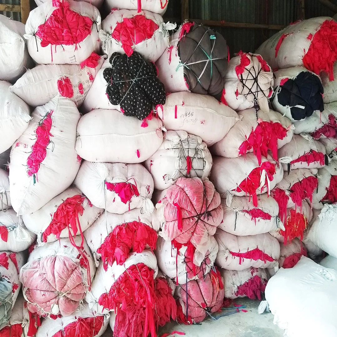 HIGH QUALITY RED COLOR GARMENT FABRIC WASTE TEXTILE WASTE FOR RECYCLE FROM BANGLADESH KNIT FABRIC WASTE AND RAGS