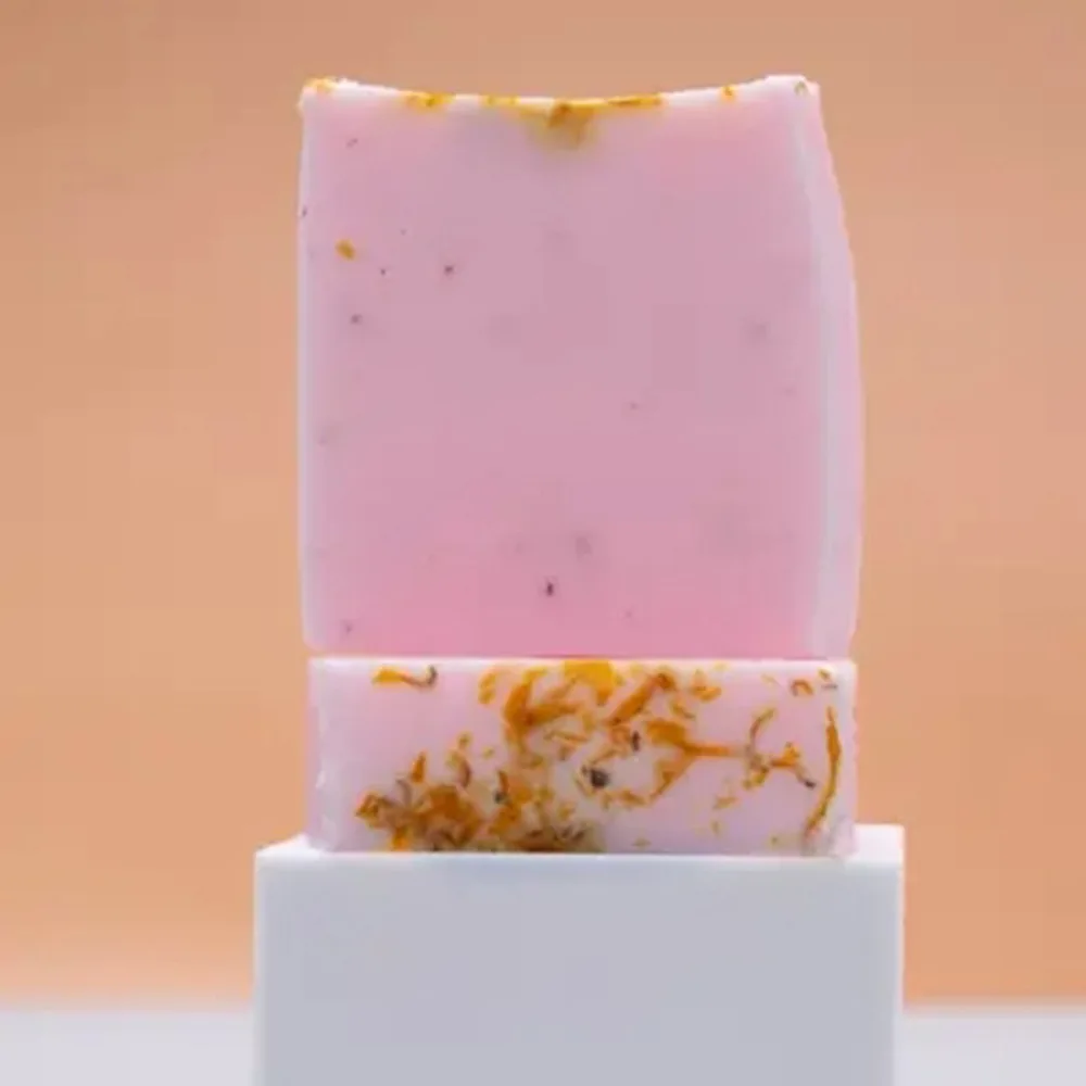 Private Label  Organic Handmade female hygiene yoni bar  Rose soap roses Womb Detox