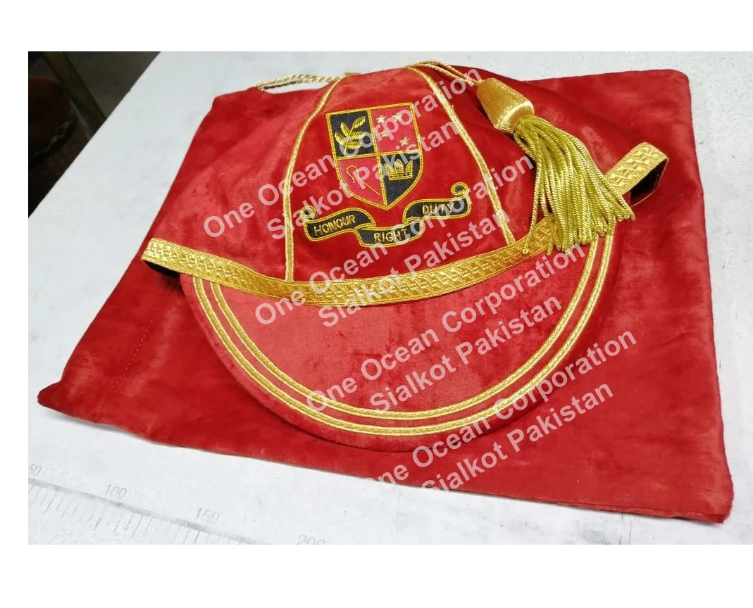  Шапка № 1 с надписью пакистанские шапки высшего качества ручной работы