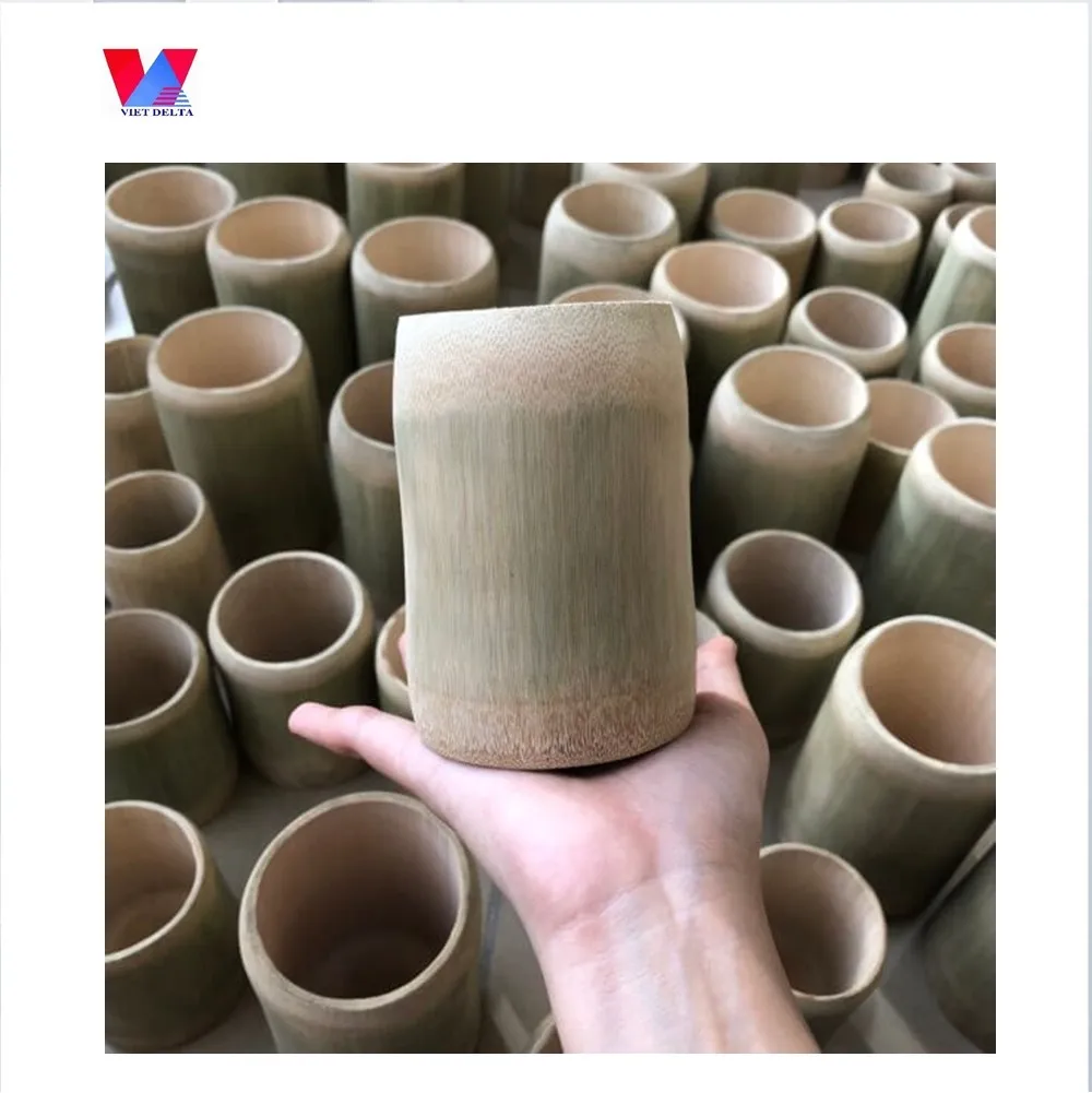 Dry bamboo furniture feels close to nature/ Ms. Thao