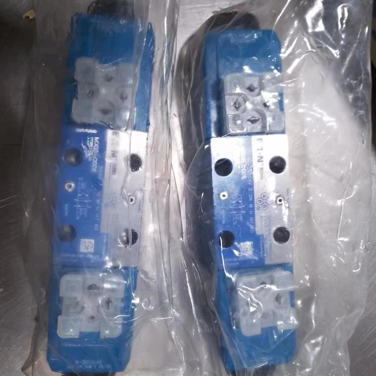 Eaton Vickers Новый 868314 DGMX2-5-PP-BW-B-30 пропорциональное управление гидравлический клапан электромагнитный редукционный