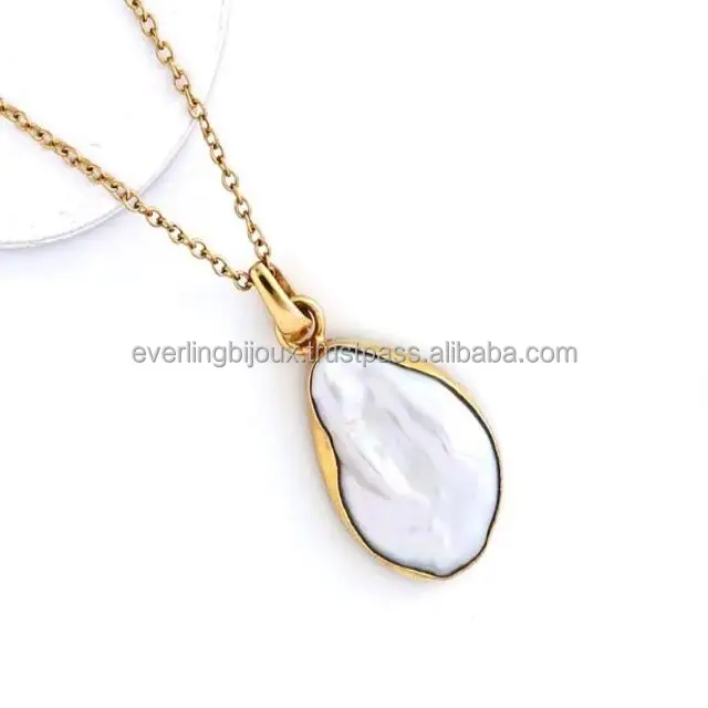 18kt Gold Plated Free Form Pendant Necklace Minimalist Brass Jewelry with Natural Freshwater Pearl Perfect Party Gift