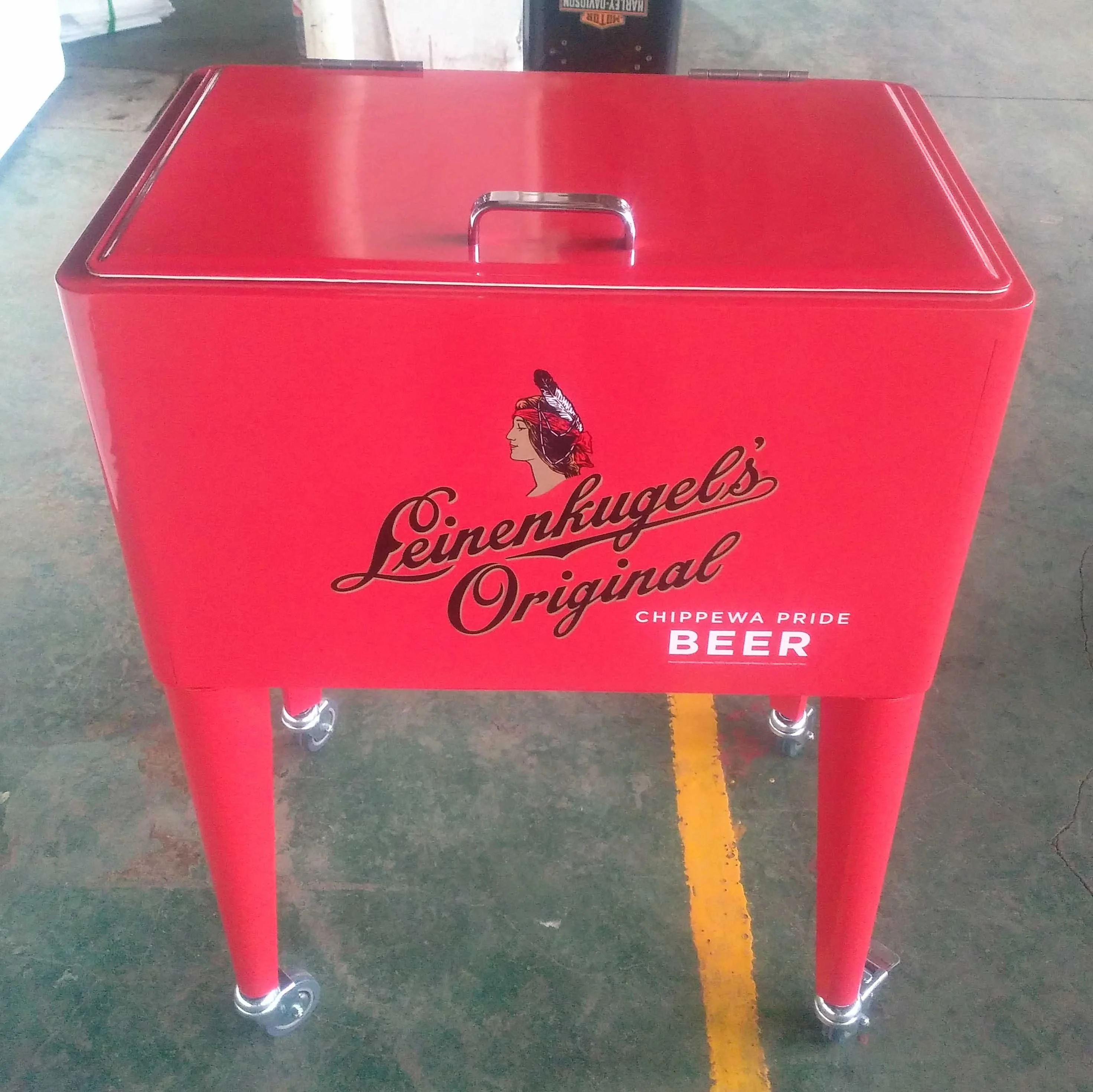 NEW ARRIVAL ECO-FRIENDLY 54L IRON SHEET RETRO BEVERAGE ROLLING COOLER CART W/ALUMINIUM LINER & WHEELS