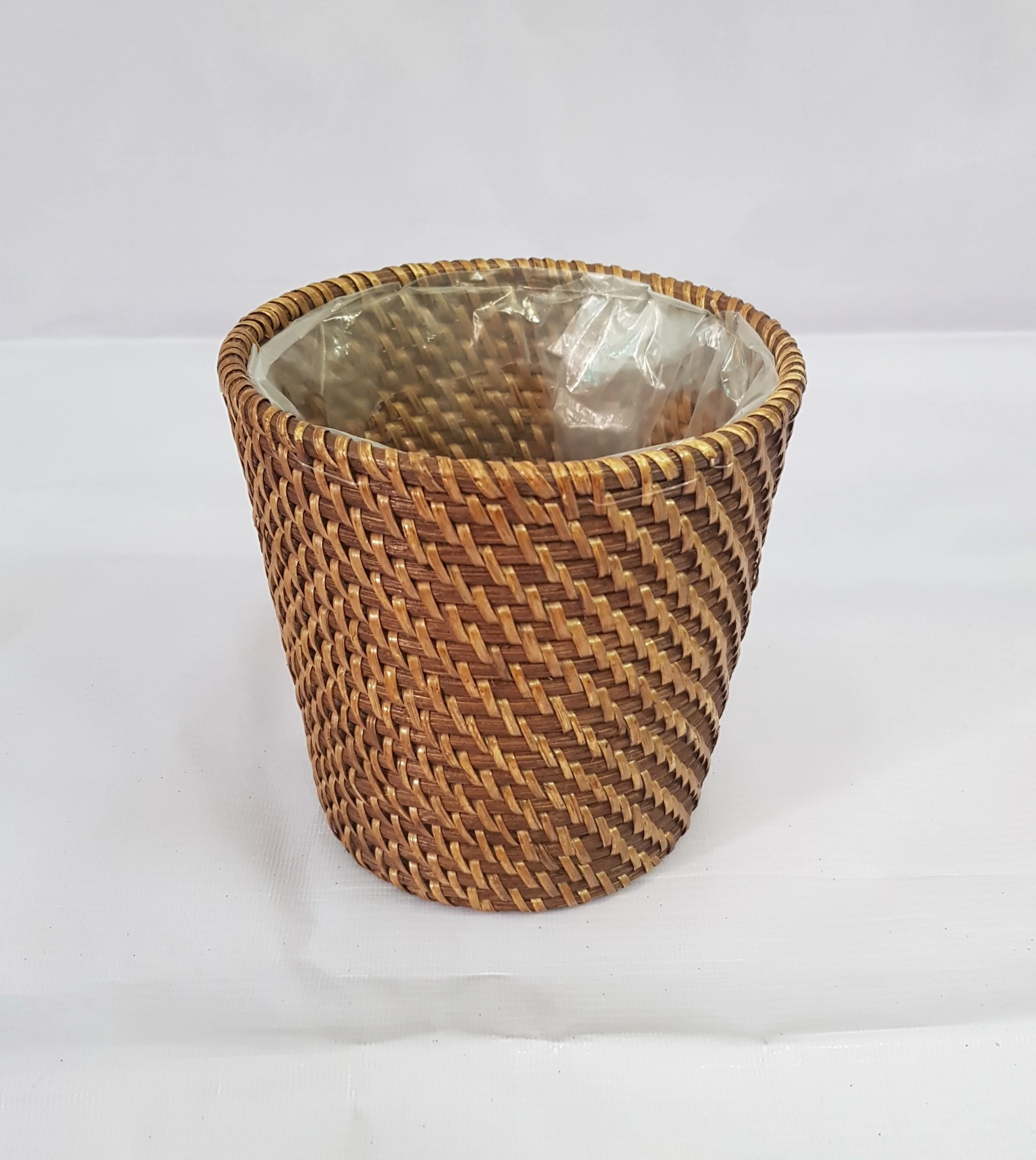 High quality Full rattan wicker laundry basket for storage homeware with lids made in Vietnam
