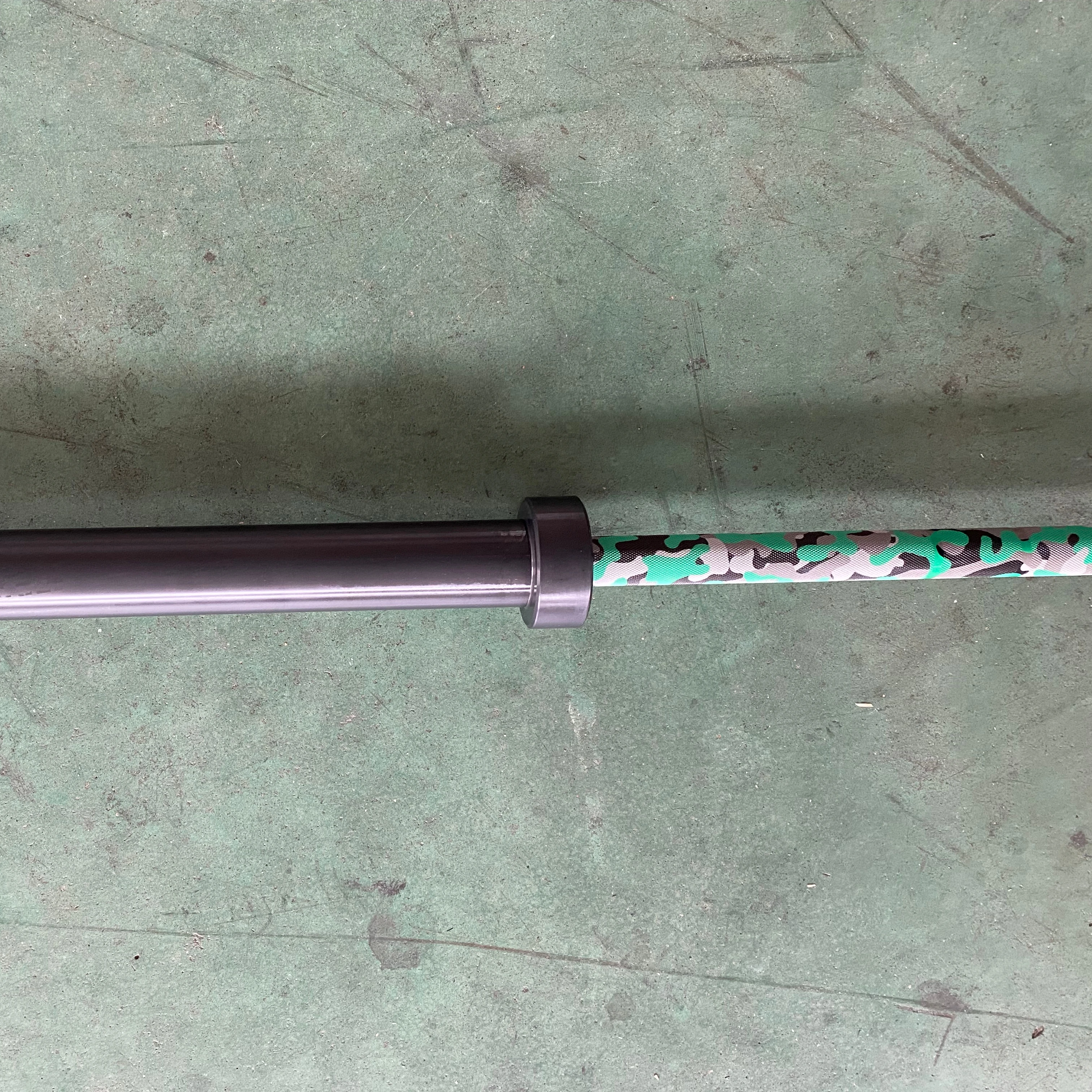Fitness Equipment Men Camo Barbell 20KG 45LB