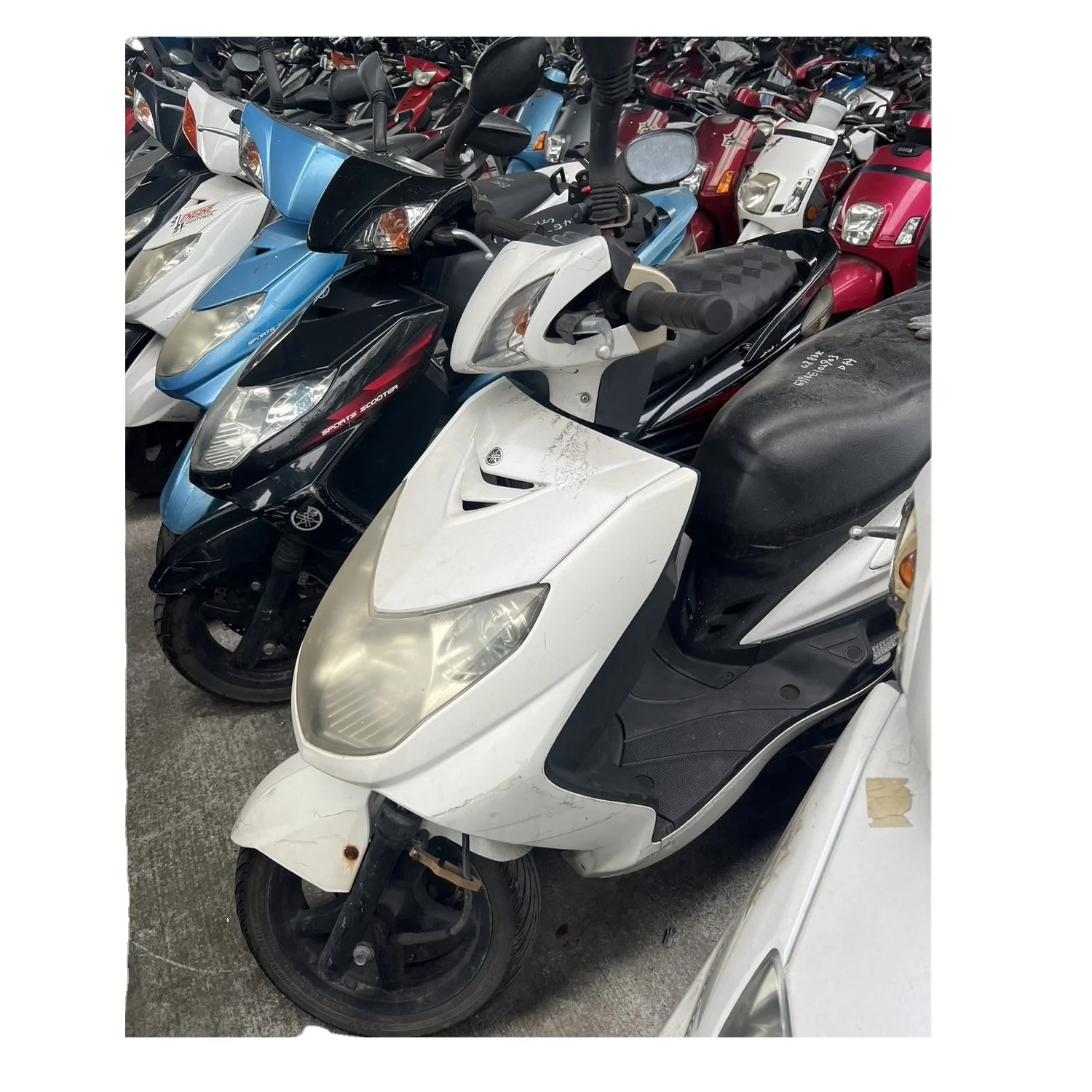 Motorbike used from Taiwan jog bws fuzzy dio cuxi forte**