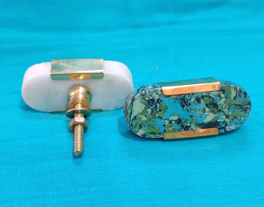 Wholesale New Australian Standard Luxury Stone Drawer Knobs  Brass Finished Cabinet Pulls in Customized Size Furniture Handles