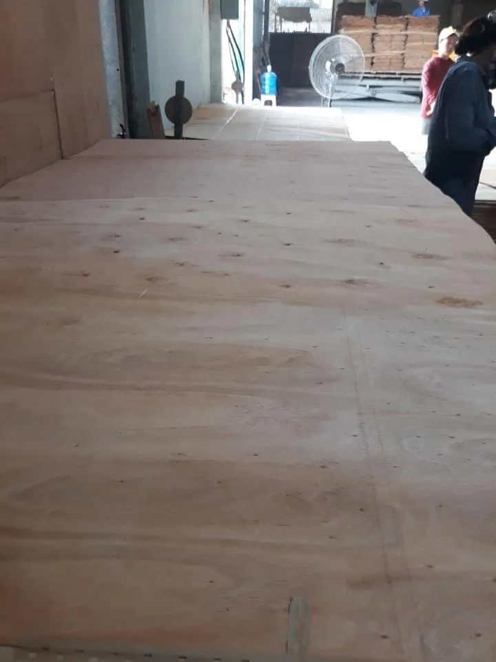 
Eucalyptus Core Veneer 4x8' 