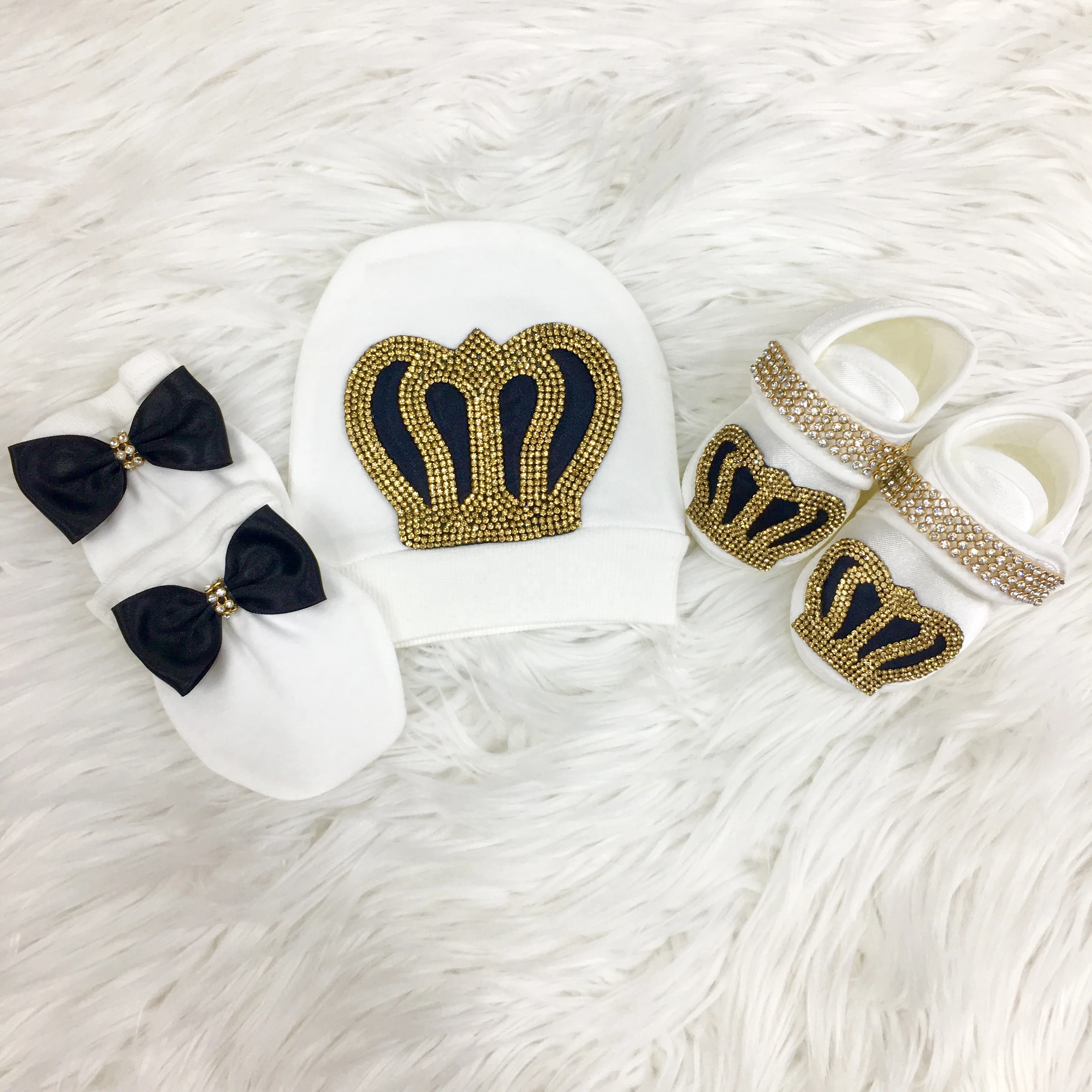 Wholesale Custom Clothes Newborn New Design High Quality Modern Luxury Clothes Kids 4 Pieces Baby Boy Luxe Romper Set