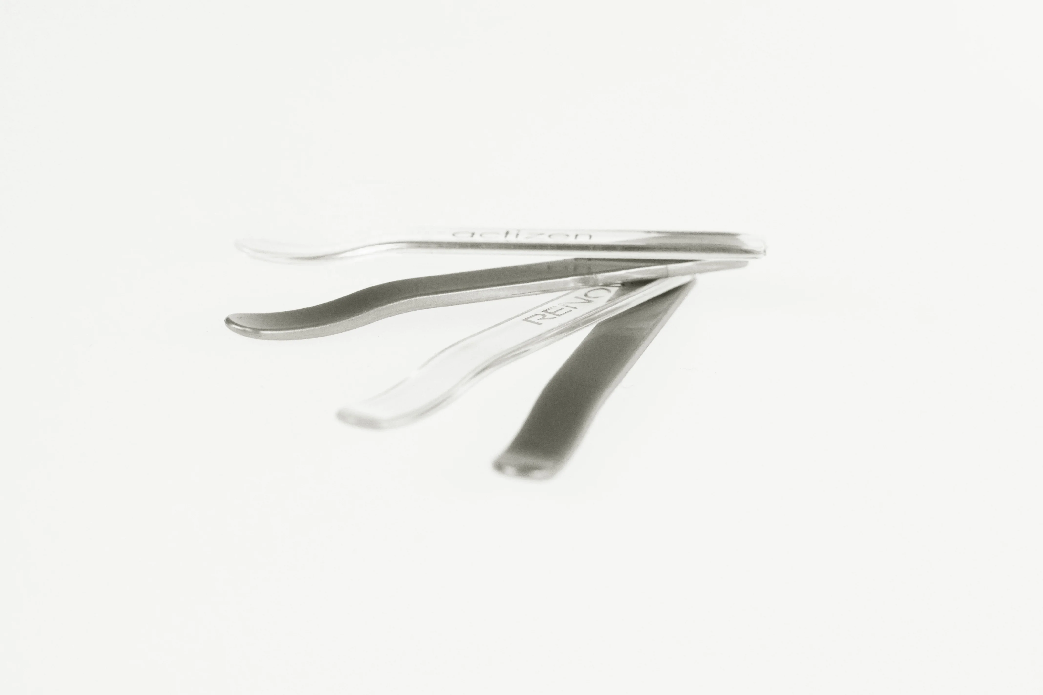 PMMA Acrylic Clear Transparent Customized Color Luxury 68mm Small Spatula for Cosmetics Skin Care Makeup Eye Face Cream Spatulas