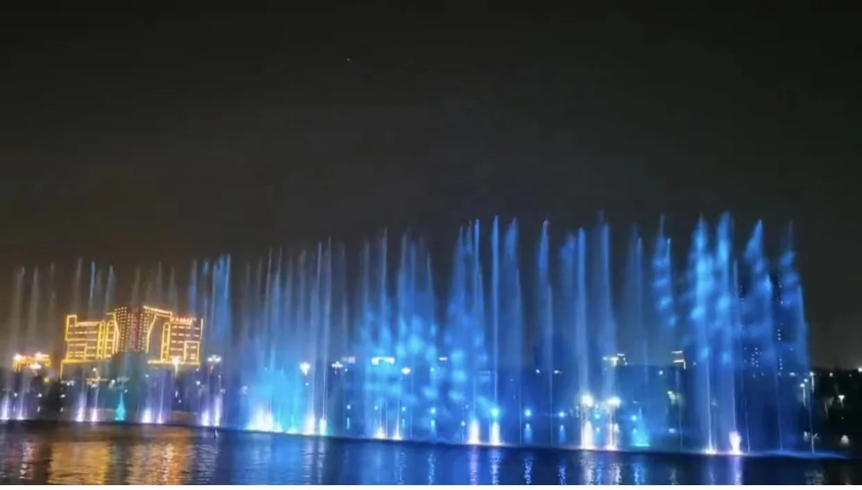 Factory low price free design Outdoor Plaza/Garden/Shopping Center Floating Water Music Dancing Fountain