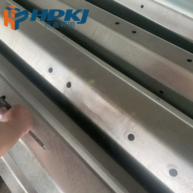 Hepu LED Solar Street Light, 3m-12m Hot-DIP Galvanized Polygonal and Circular andOctagonal and Steel Lighting Pole, Customizable