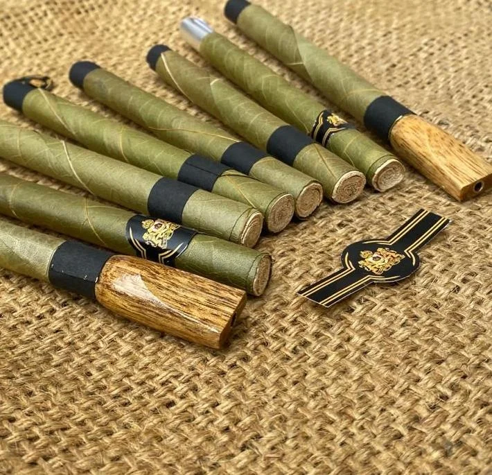 Organic hand rolled Best compatible leaf to filled herbal mixture & buds Full Natural taste pleasurable Super Slow Burning Leaf