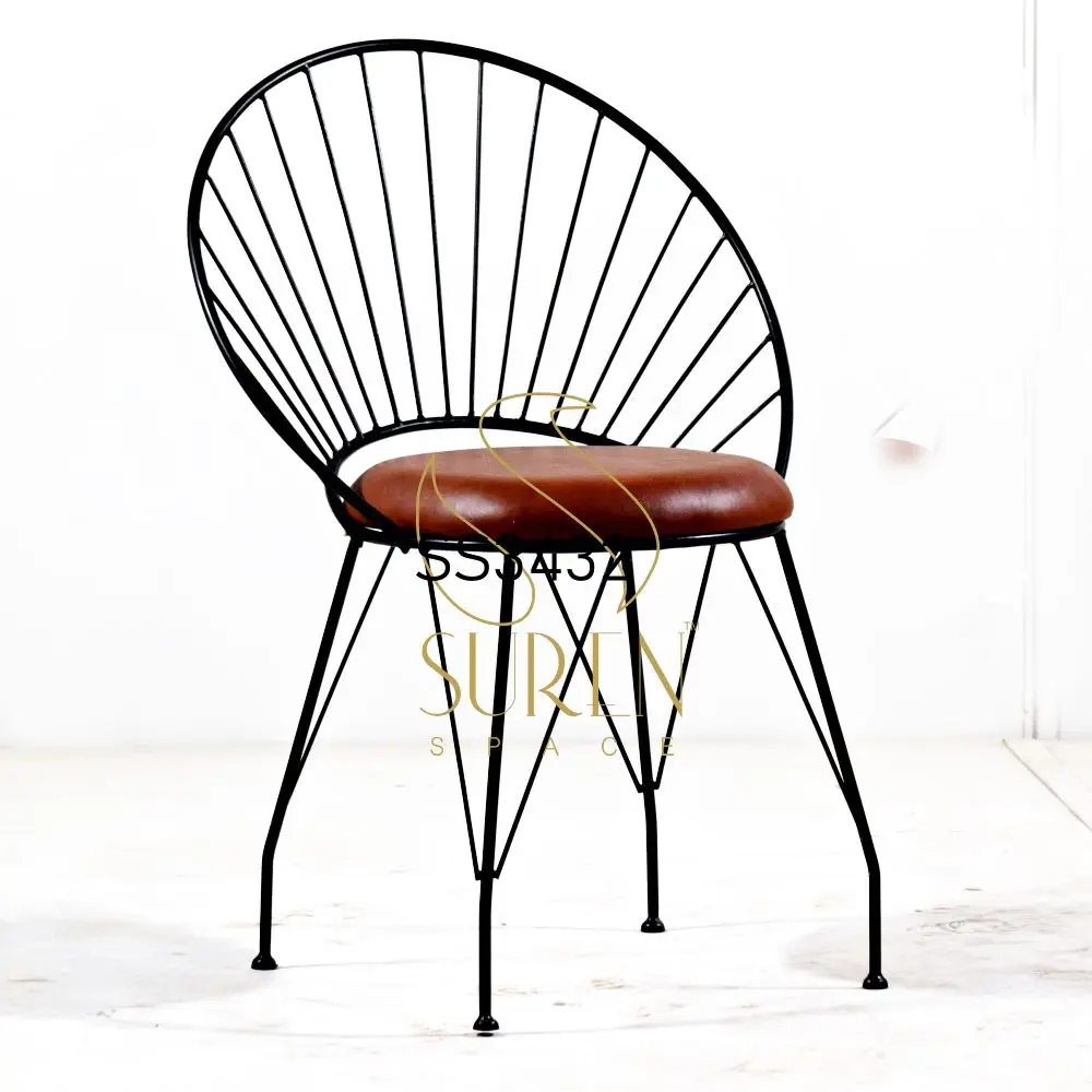 Designer Resort Outdoor Chair Outdoor Arm Chair for Park Garden Balcony Iron Chair Design