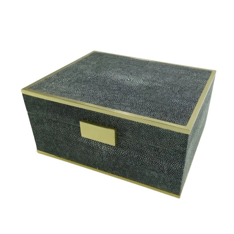 High Quality Wholesale Brass Border Lock 0.24x0.19x0.1 MDF Shagreen Velvet Vietnam Origin Faux Shagreen  Luxury Jewellery Box
