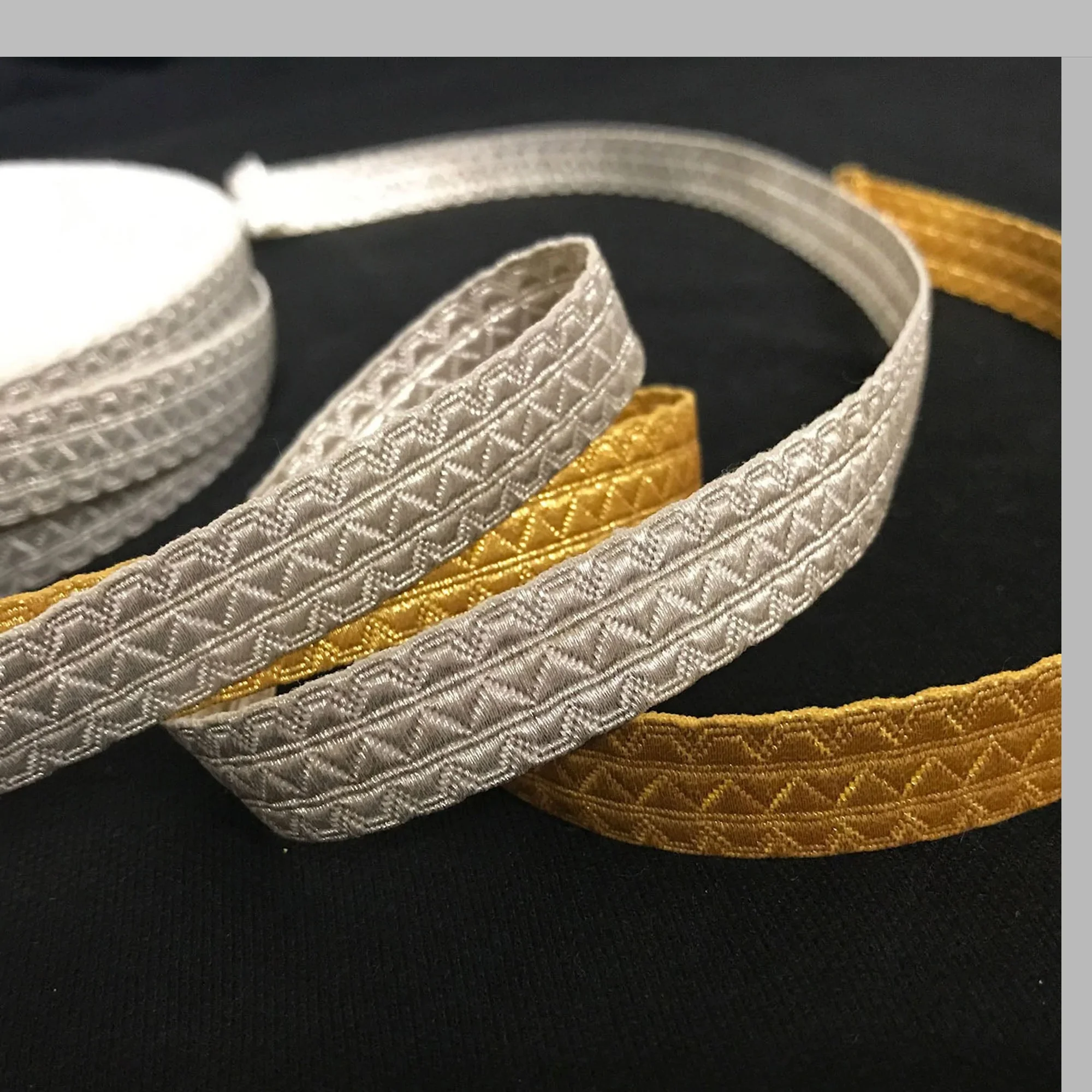 OEM Wide Metallic Braid Gold Customized Waist Belt Braids Wholesale silver Metallic Braids for Ceremonial Uniform