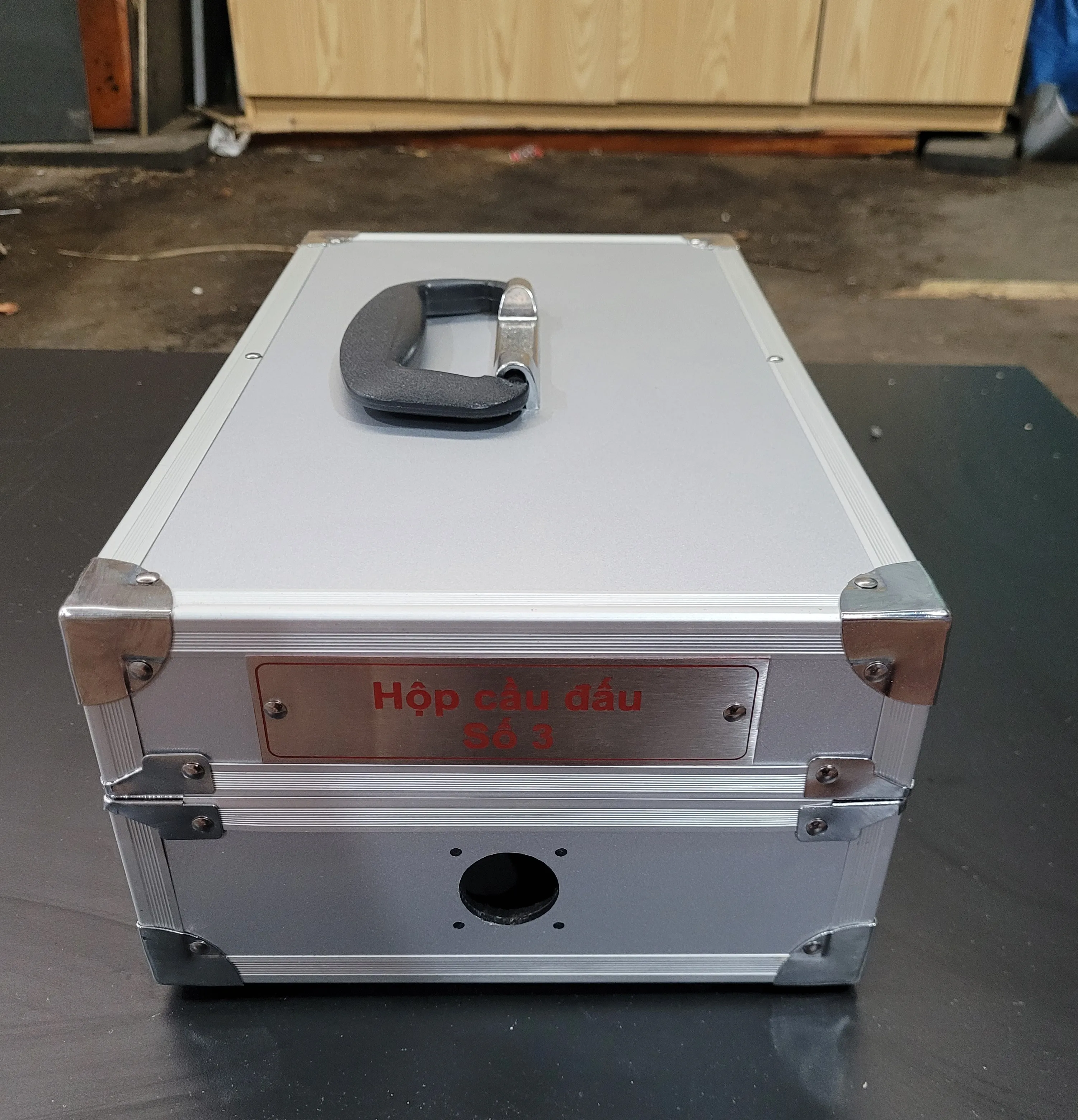 Factory Direct Sell Tool Case Made of Durable Aluminum Material and Ruggedized Design for Portable Mission