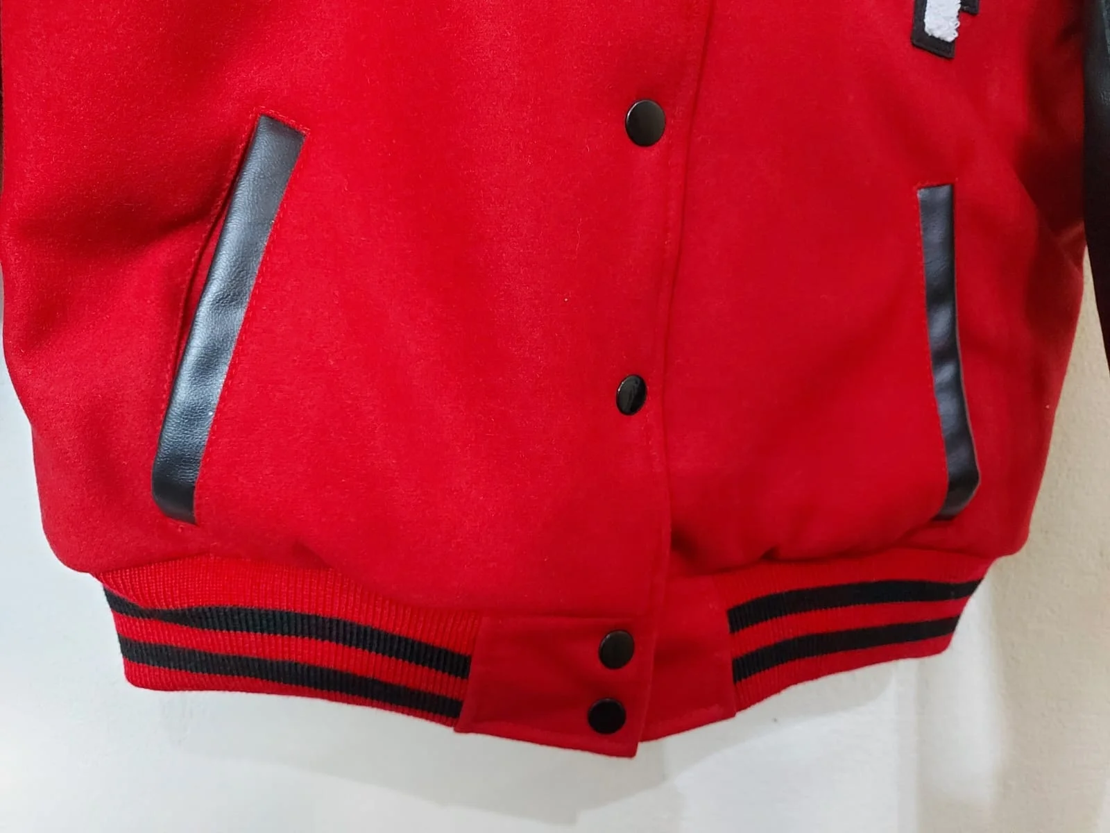 Letter embroidered crop top design womens sports jacket coat letterman with custom logo for women restore jacket