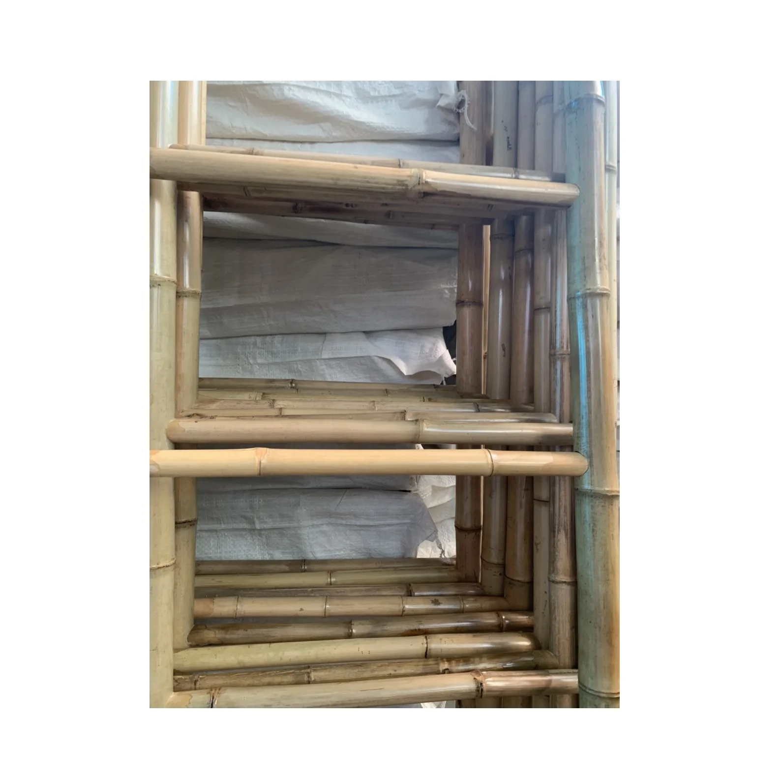 Vietnam Natural Oriental Mini Bamboo Blanket Ladder / Cheap bamboo ladder for cloths home storage home hotel sandy99gdgmailcom