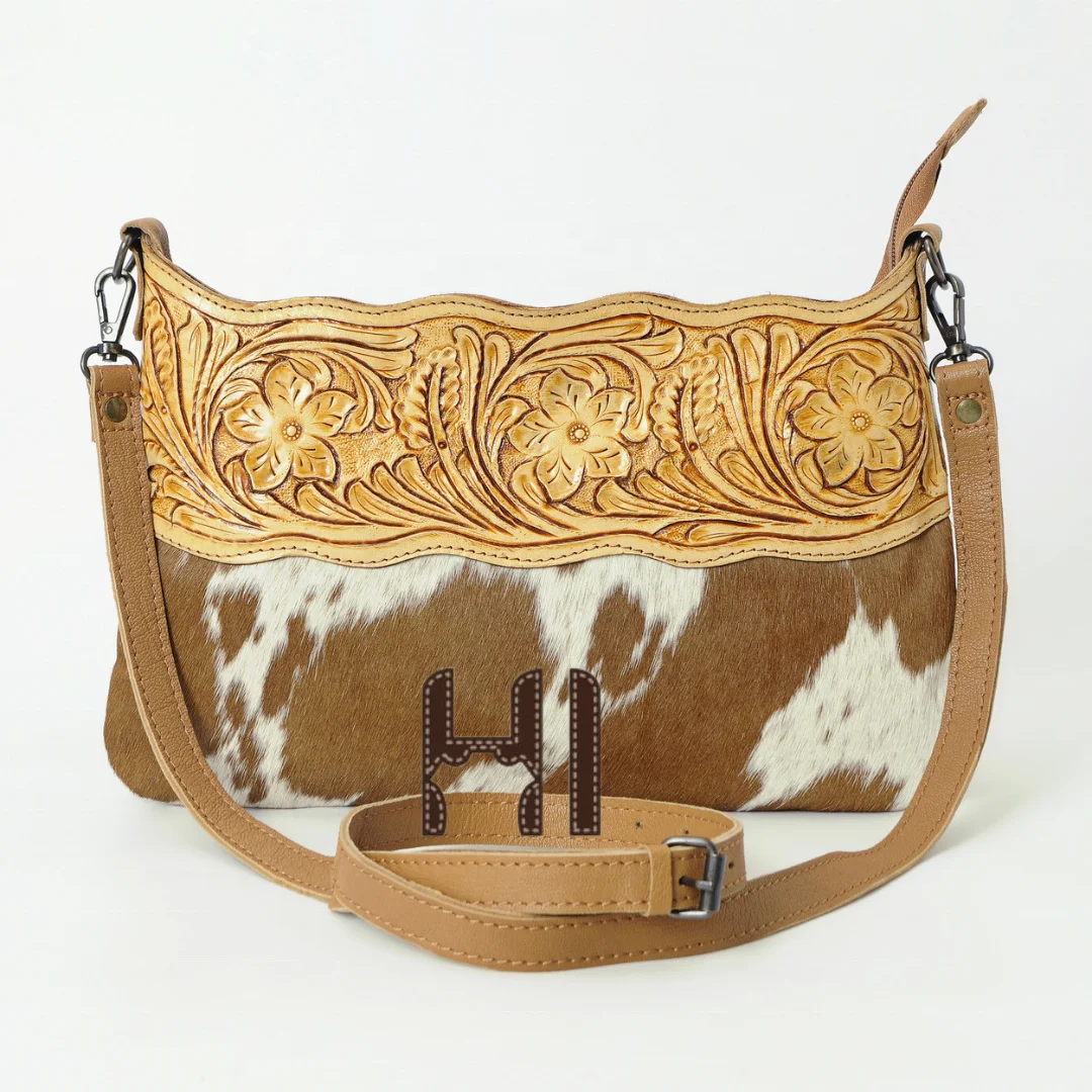 Trending Cowhide Hair on Leather Purse Cowhide Fur Western Cowgirl  Shoulder Bag Women Girls Crossbody Bag Custom Design Fringes