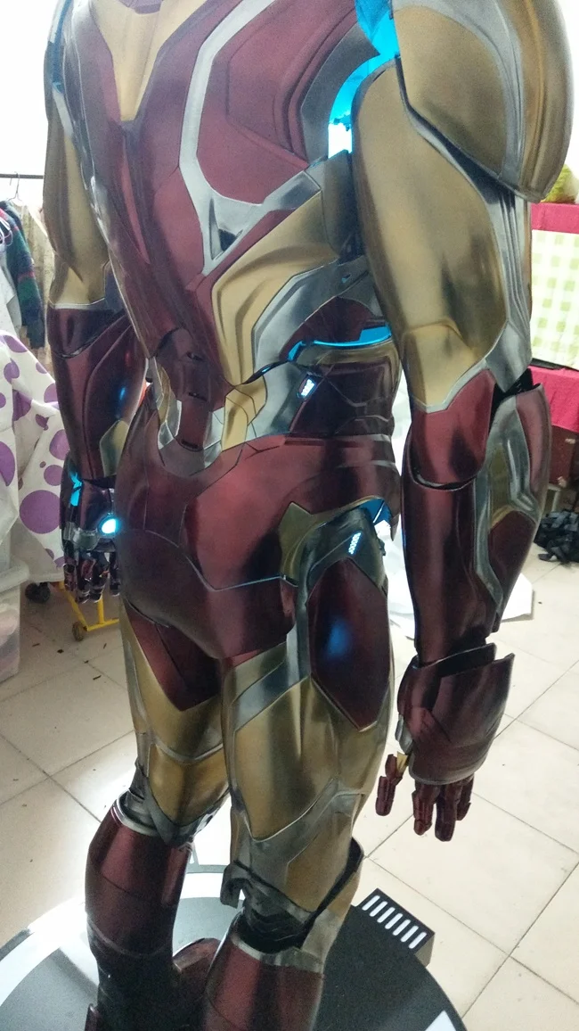 Customized wearable robot suit Superhero  Cosplay mark 85 suit iron man mark 85 mascot costume