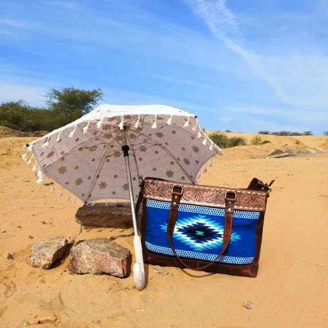 New Arrival Western Navajo Handmade Aztec Tooled Leather Fringe Tote Bags Hot Selling Women Shopping Bag Vintage Style Tote Bag