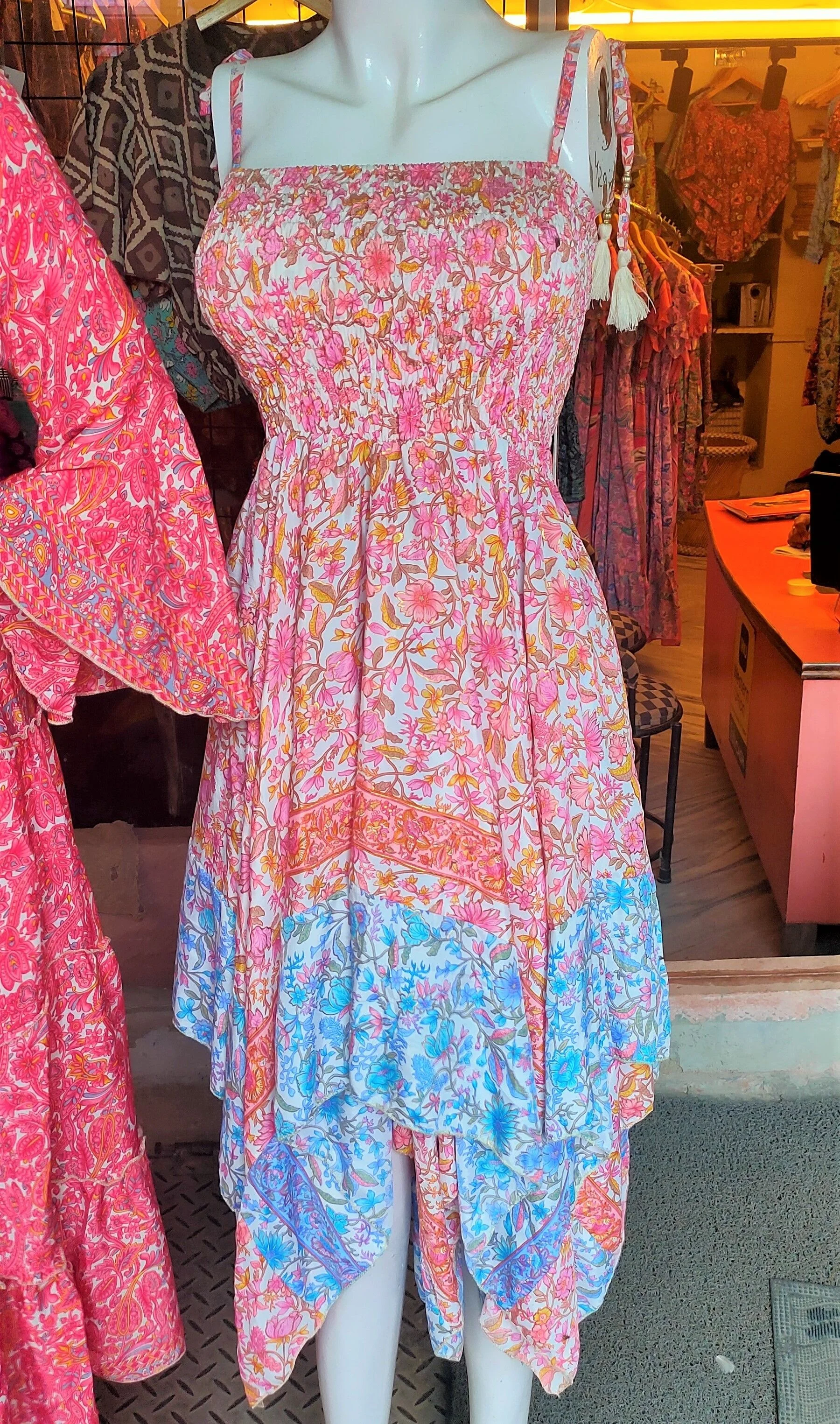 Customizable Ladies Rayon/Cotton Casual Dress for Beach Summer Holidays Woven Beach Parties Free Size Washable Feature