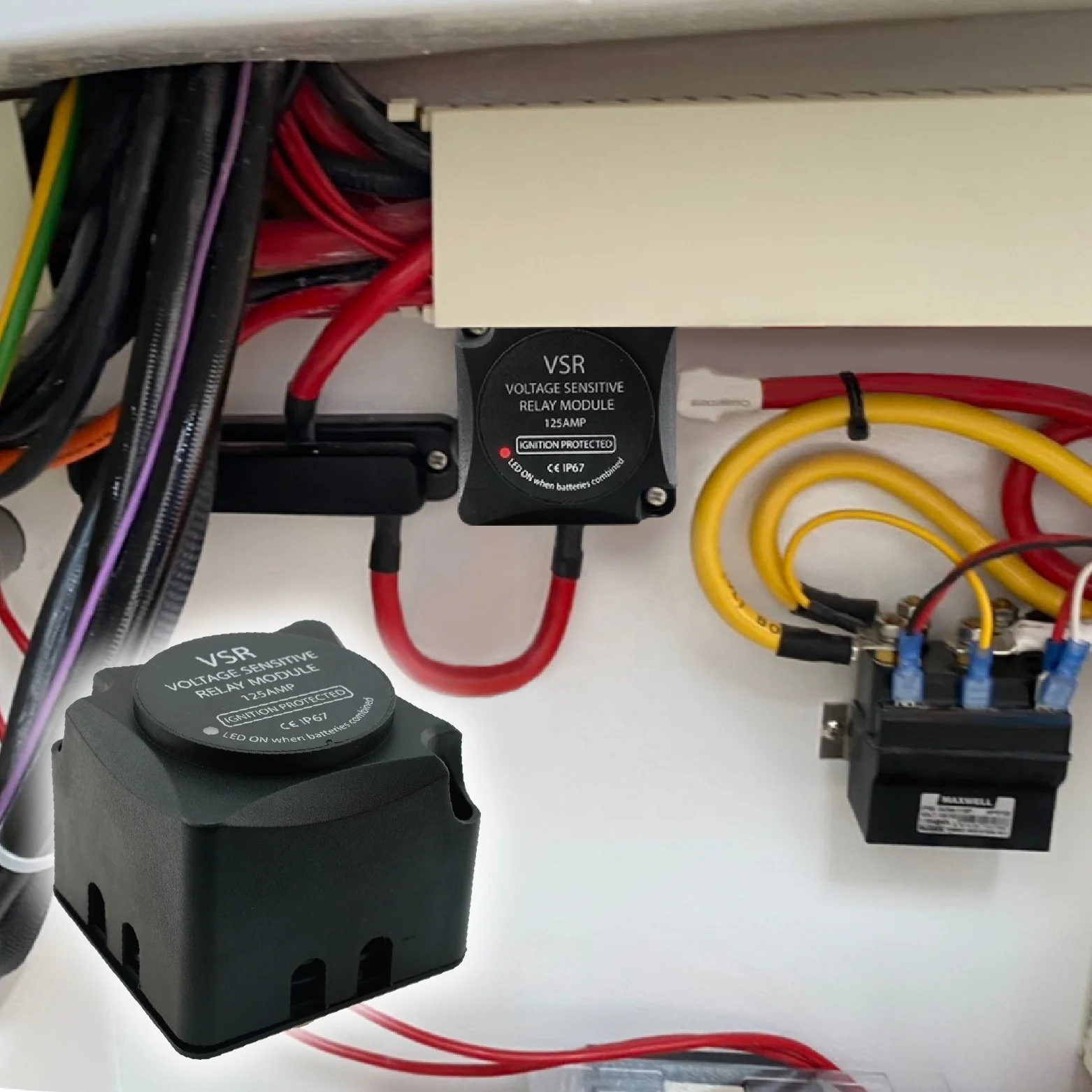 voltage control relay