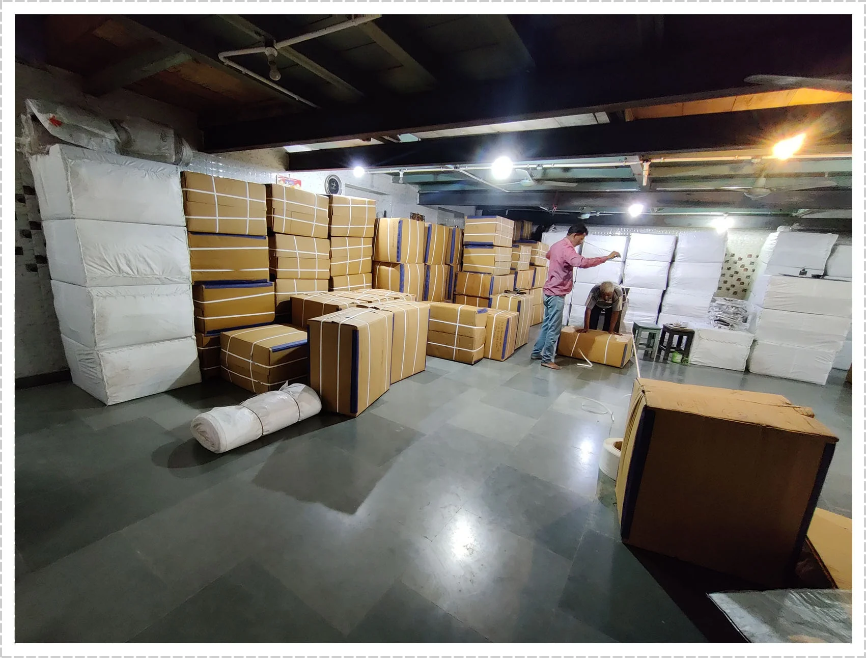 New custom Imported Leather Saddle Handmade Jumping Endurance Western Horse Riding racing equipment all seasonal outdoor sports