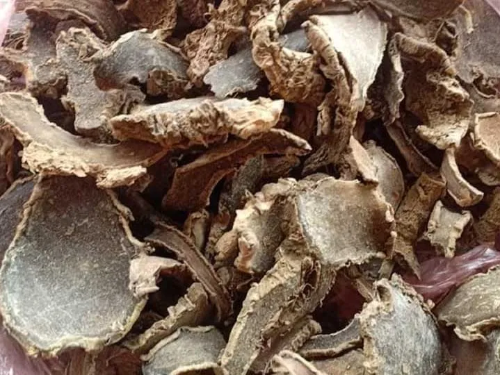 Competitive Export FOB Price Dried Ban Kan Sliced dried turmeric + sliced dried black sticky turmeric