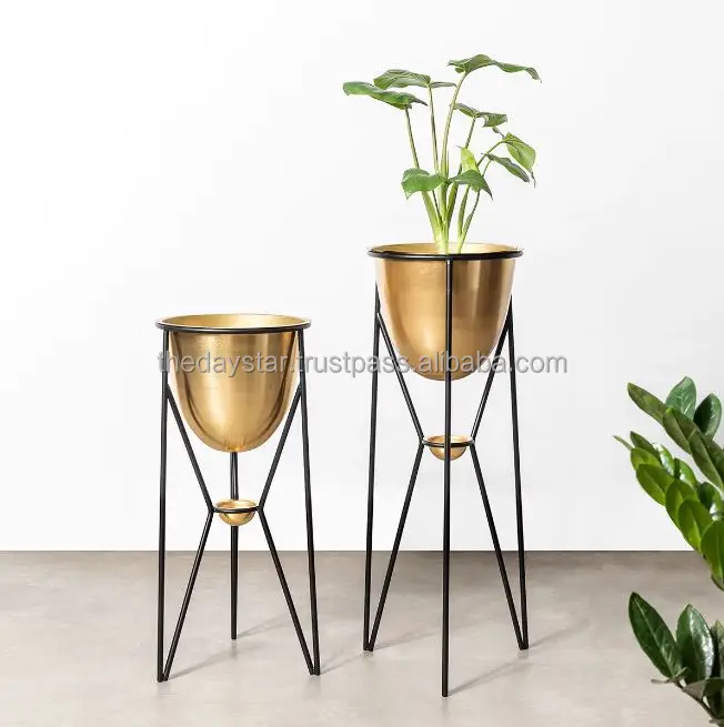 Customizable High Quality Metal Decorative Set 2 Black Gold Finish Indoor Outdoor Nursery Floor Racks Garden Pots Design