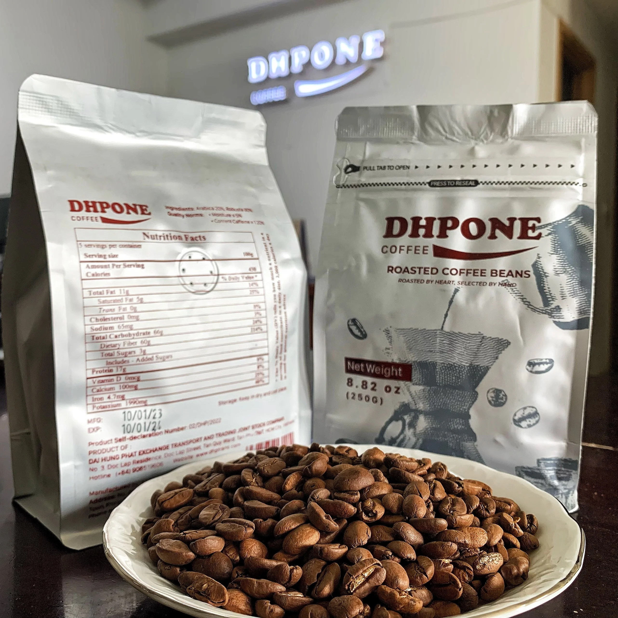 Кофейные зерна кофе в одностороннем клапане фирменный пакет dhpus индивидуальная упаковка по запросу от Дак лак