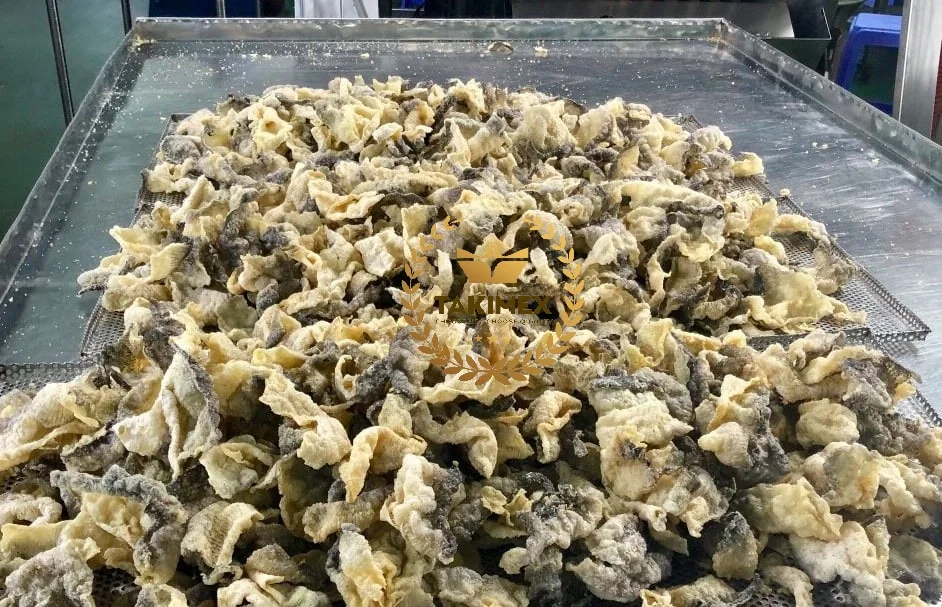 TAKIMEX VIETNAM FACTORY DIRECTLY SUPPLY FRIED FISH SKIN/ FRIED SALMON FISH SKIN PANGASIUS FISH SKIN SEAFOOD SNACKS