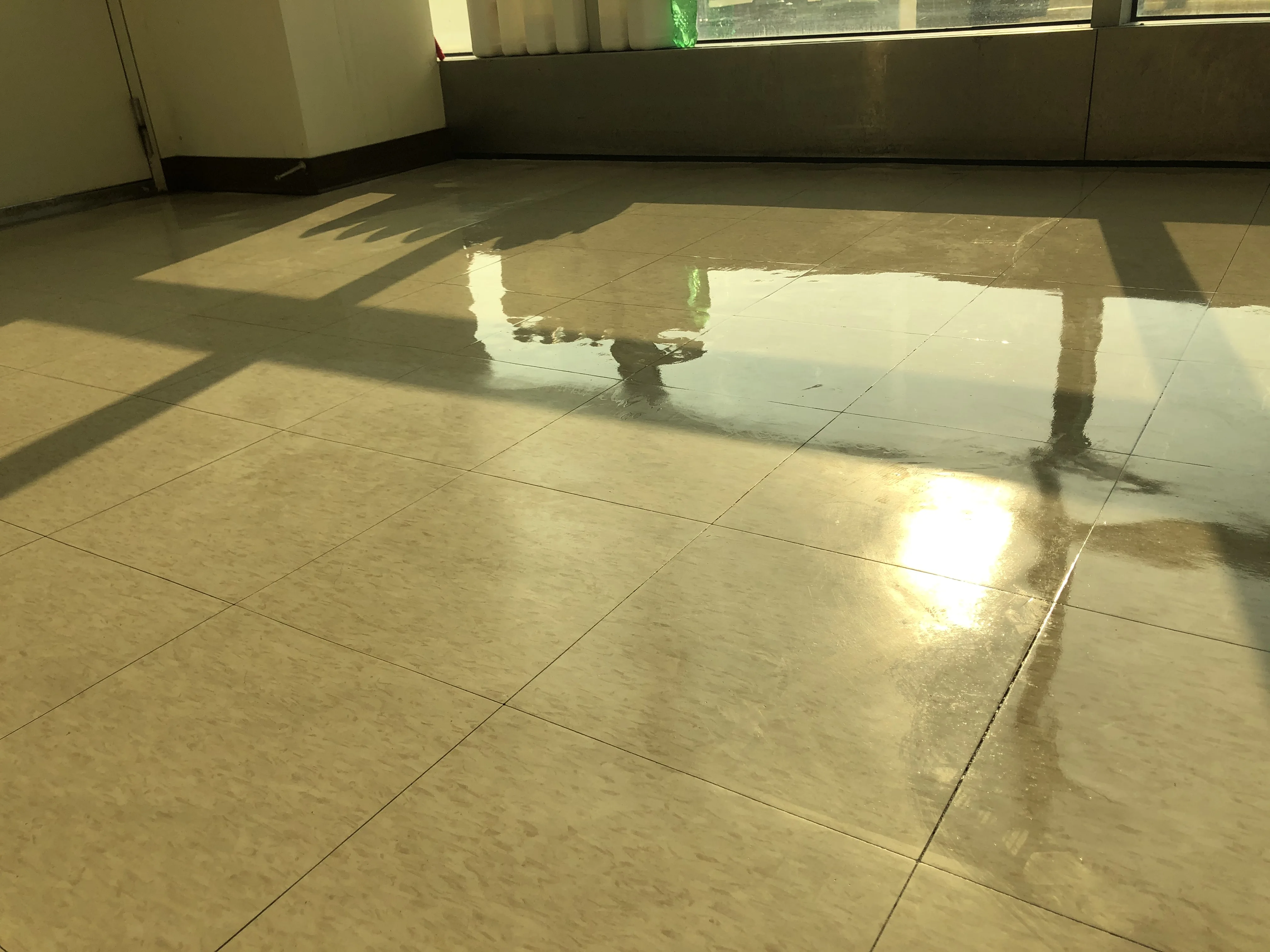 18.9L Acrylic Floor Wax, Ready-to-Use Floor Wax Low Maintenance Floor Wax, 5 Gallon