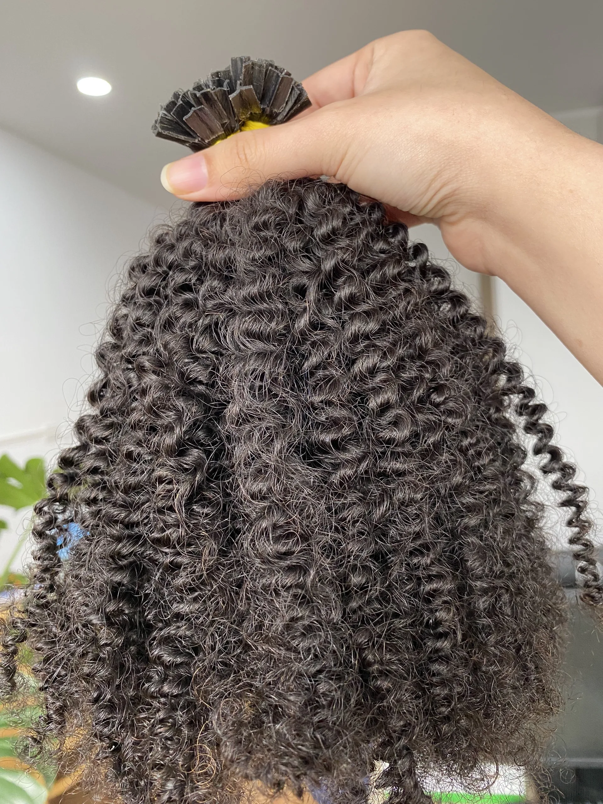 Оптовая продажа необработанные камбоджийские и вьетнамские волосы 100% человеческие пряди для наращивания кудрявая