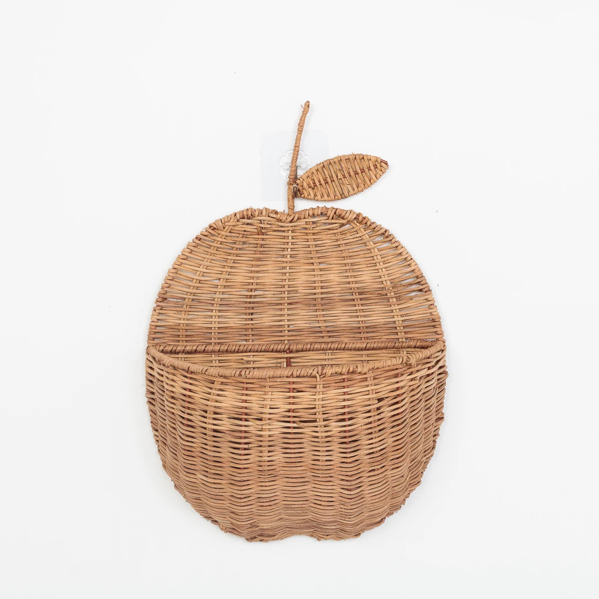 Ready to ship Imitation Rattan Eco-Friendly Indoor Plant Pots Wall Hanging Balcony Pot Apple Shape Make In Vietnam