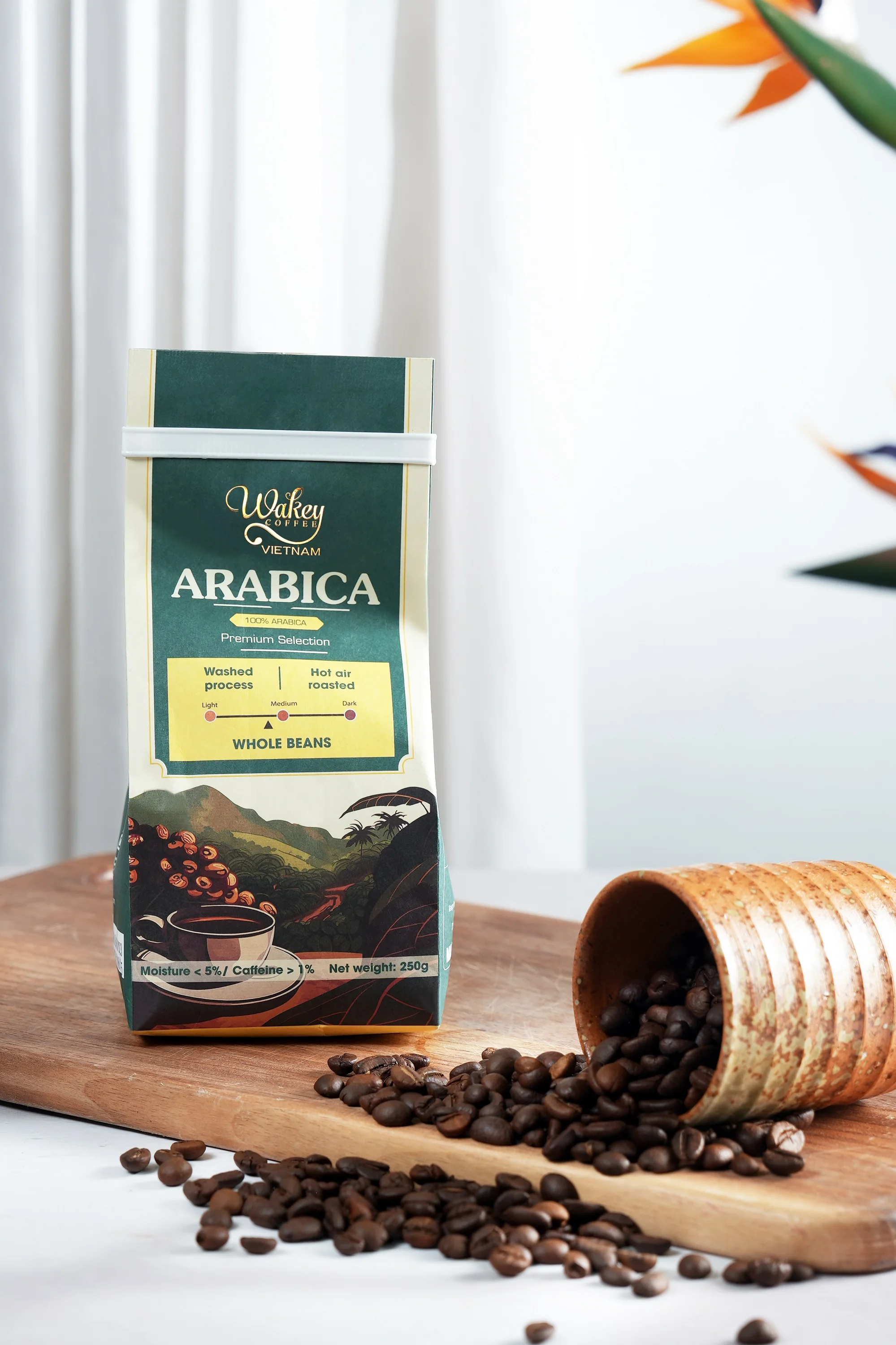 Arabica Vietnam жареный цельный кофе в зернах 1000 г оптовая продажа от вьетнамского первого класса экран 18 дюймов экспорт для фермы минимальный объем 1 тонна