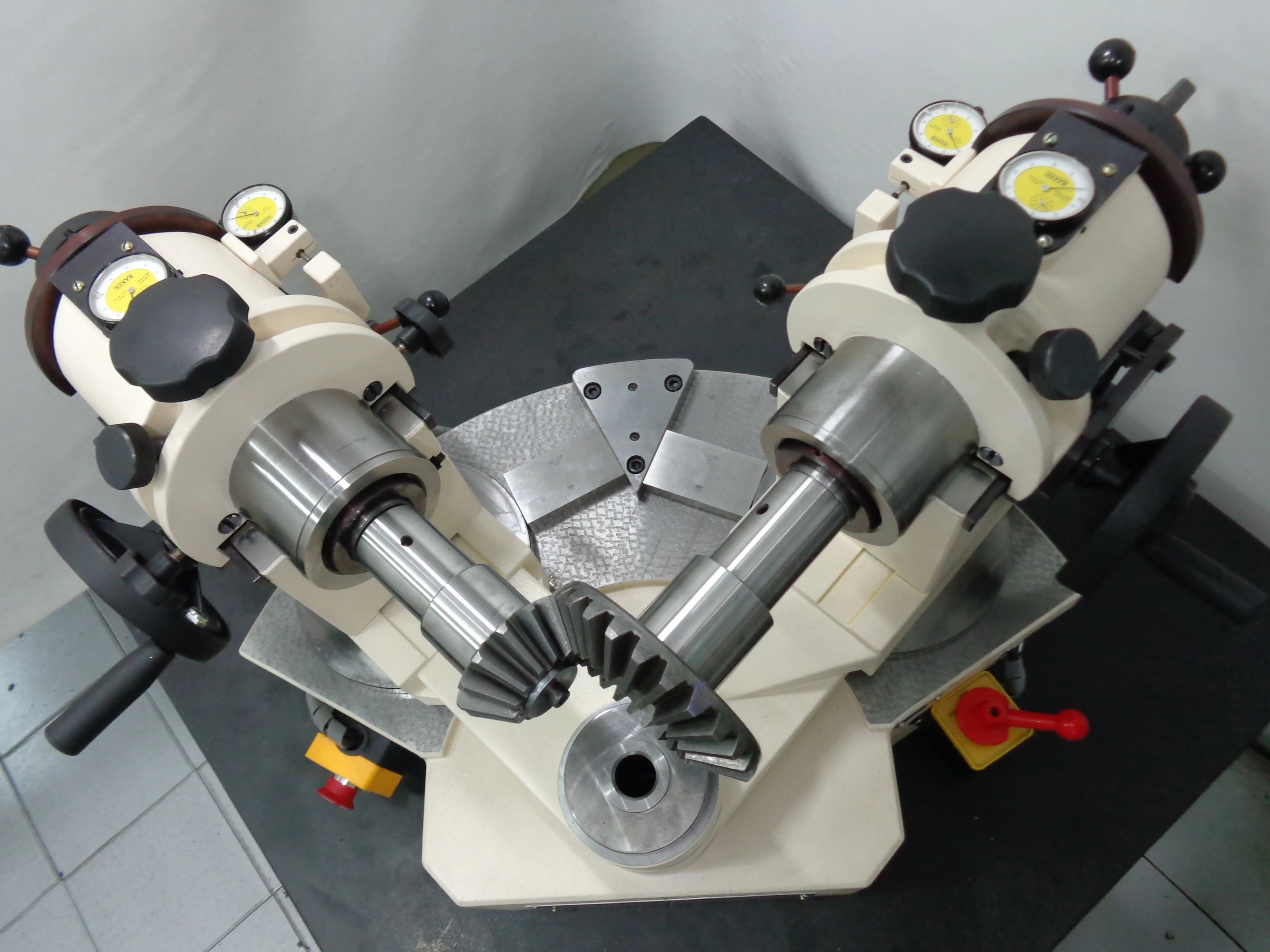 bevel gear center distance checking testing equipment KIPL - 300
