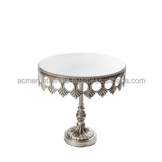 Elegant Simple Design Metal Cake Stand Gold Plated Round Shape Antique Style Dessert and Cake Stand at a Reasonable Price