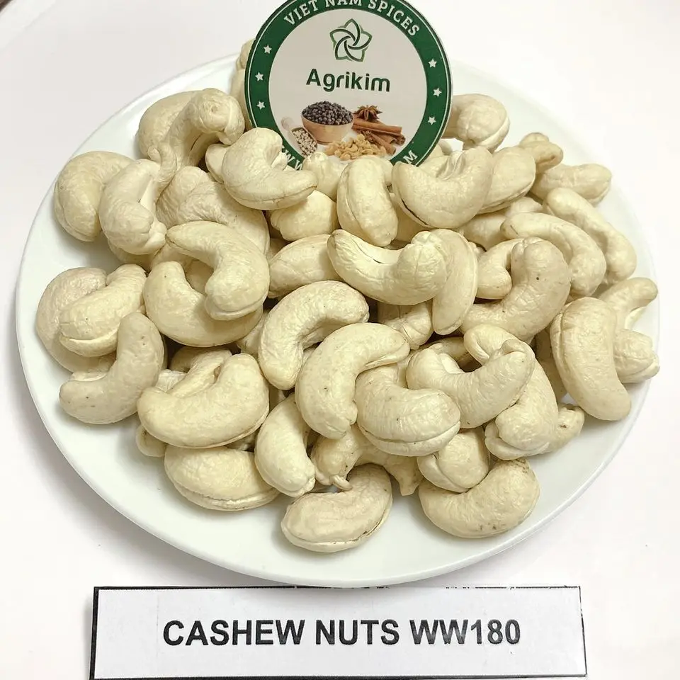 [BUY NOW] HIGH QUALITY CASHEW NUTS CASHEW NUTS RAW CASHEW NUTS MADE IN VIETNAM - Mr. Henry