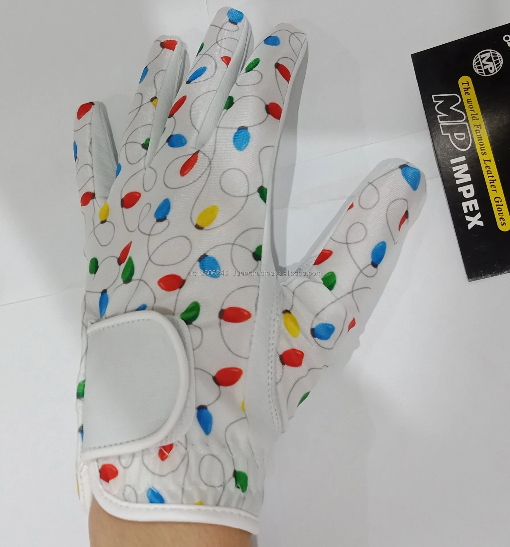 Unique CHRISTMAS Design Cabretta Leather Golf Gloves Quick Shipping Fit for women  comfortable and breathable golf gloves