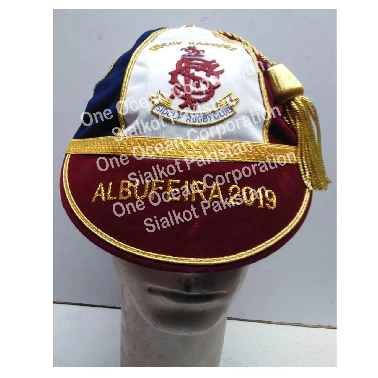  Кепка с золотистой и серебристой отделкой кепка бахромой вышивкой