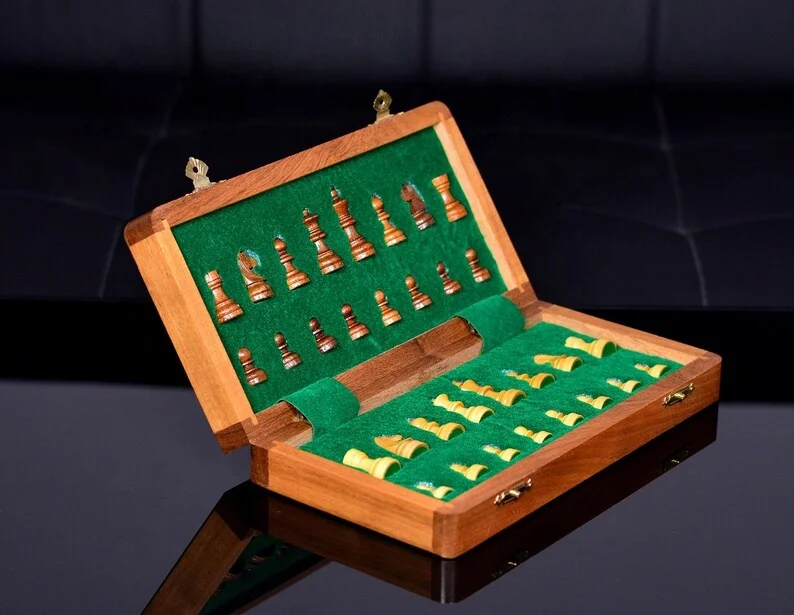 Luxury Foldable Chess Set Box Big Wooden Pegged Magnetic Indoor/Outdoor Board Game with Metal and Felt Pieces for Children