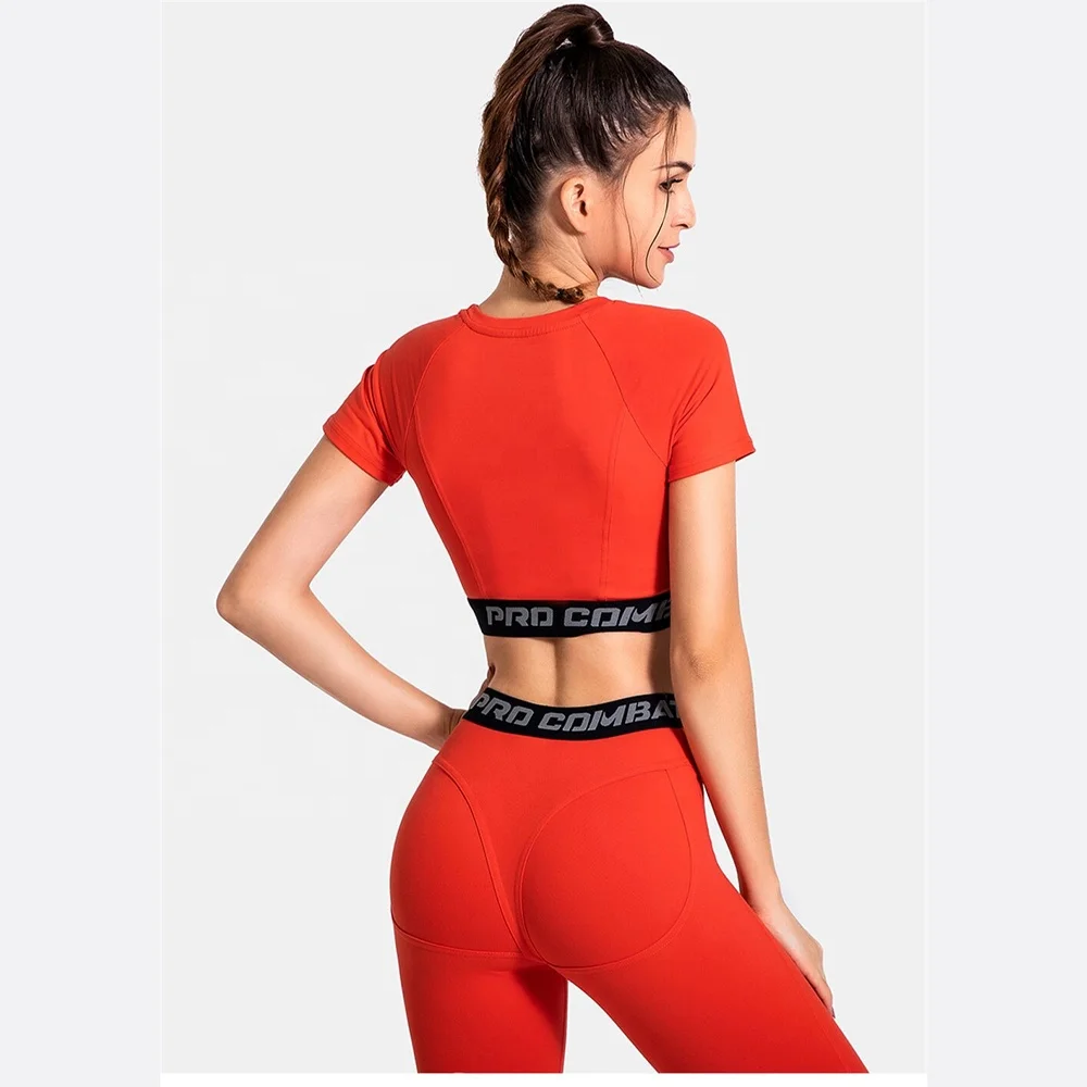 2022 Wholesale Women 85% polyester 15% spandex Fitness Yoga Suit Unisex Women High Compression Gym Set Girl Seamless Yoga Suit