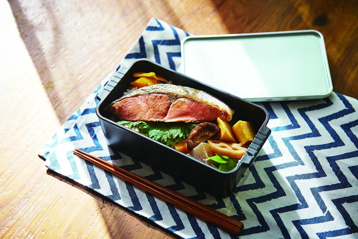 KORETO Cast Iron Lunch Box Dishwasher-safe Microwave-safe Lunch Box